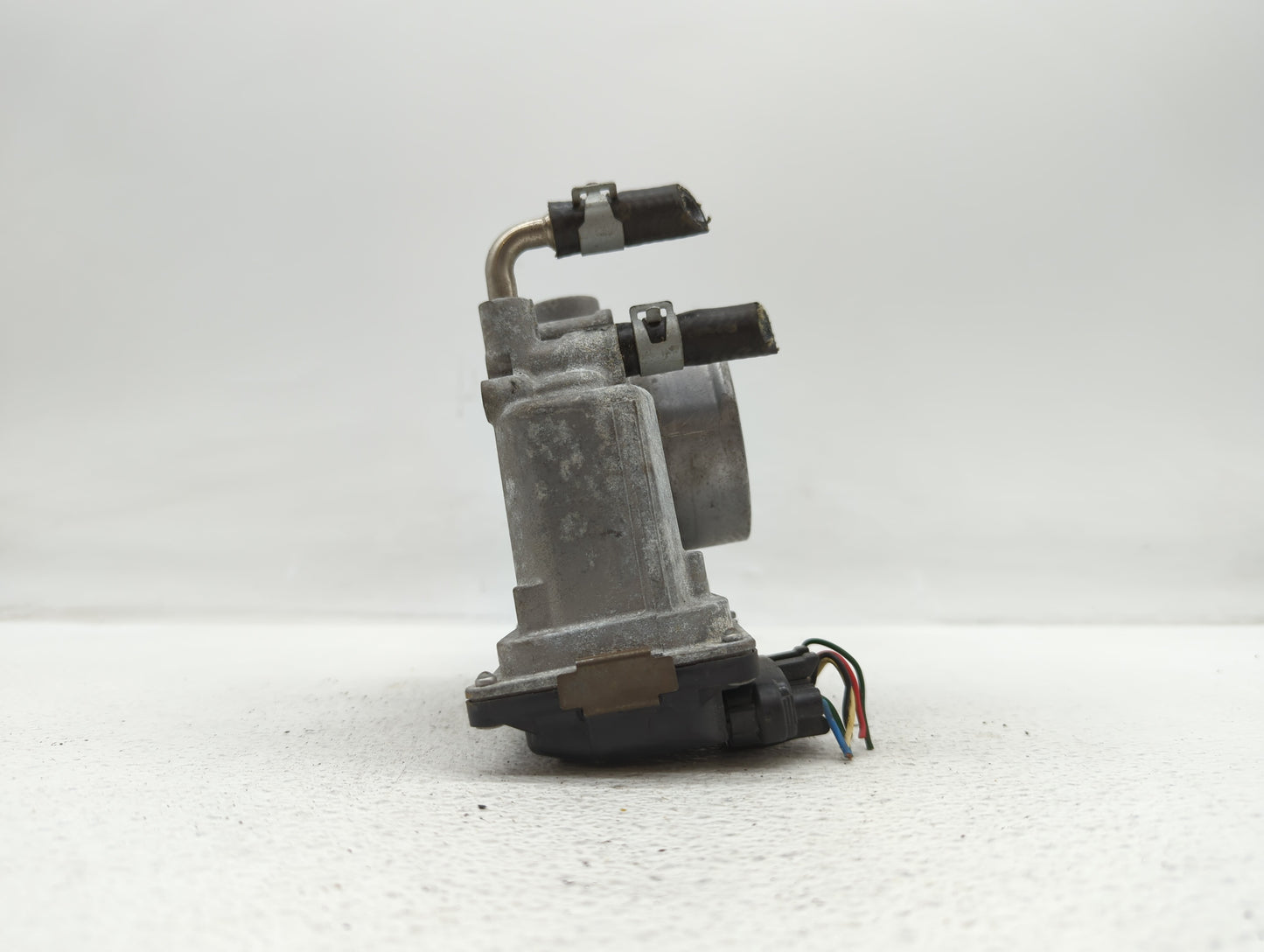 2014-2019 Nissan Rogue Throttle Body P/N:3TA60-01 C 3TA60-01 B, 3TA60-01 A Fits Fits 2013 2014 2015 2016 2017 2018 2019 OEM 