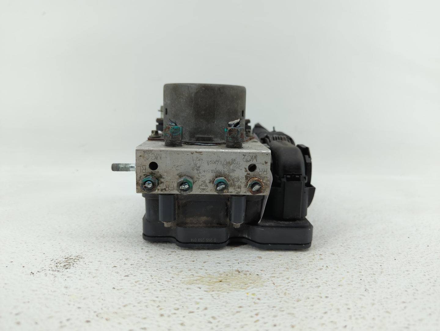 2017 Nissan Rogue ABS Pump Control Module Replacement P/N:47660 5HK3A Fits OEM Used Auto Parts - Oemusedautoparts1.com