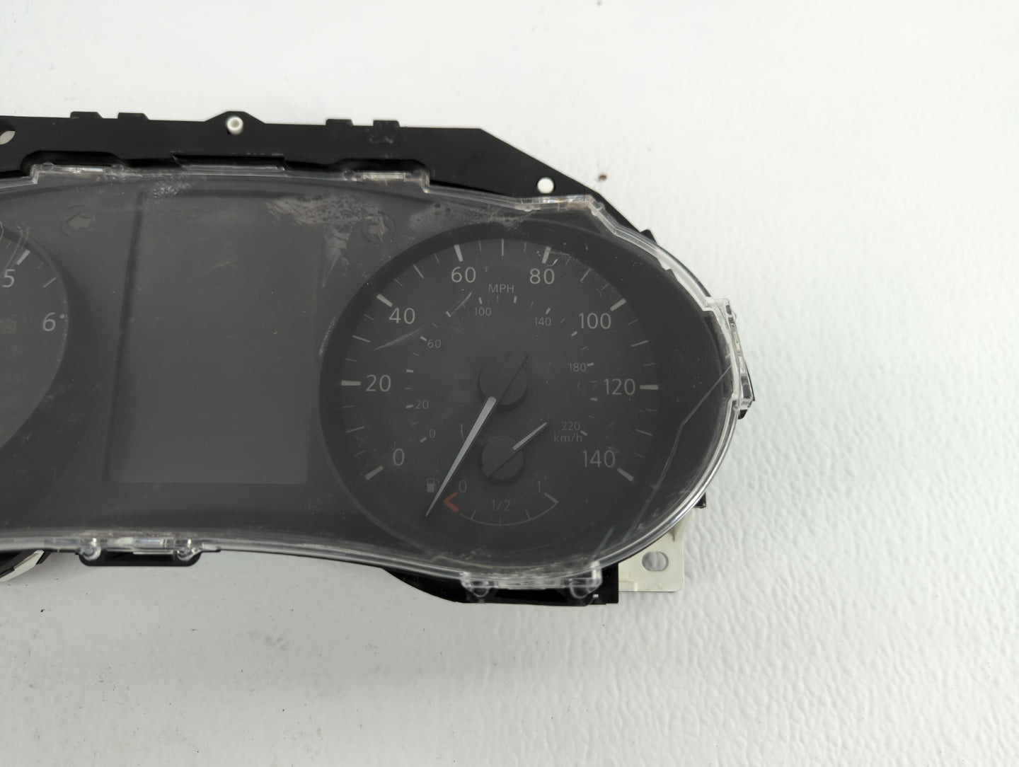 2017 Nissan Rogue Instrument Cluster Speedometer Gauges Fits Fits 1995 1996 OEM Used Auto Parts - Oemusedautoparts1.com