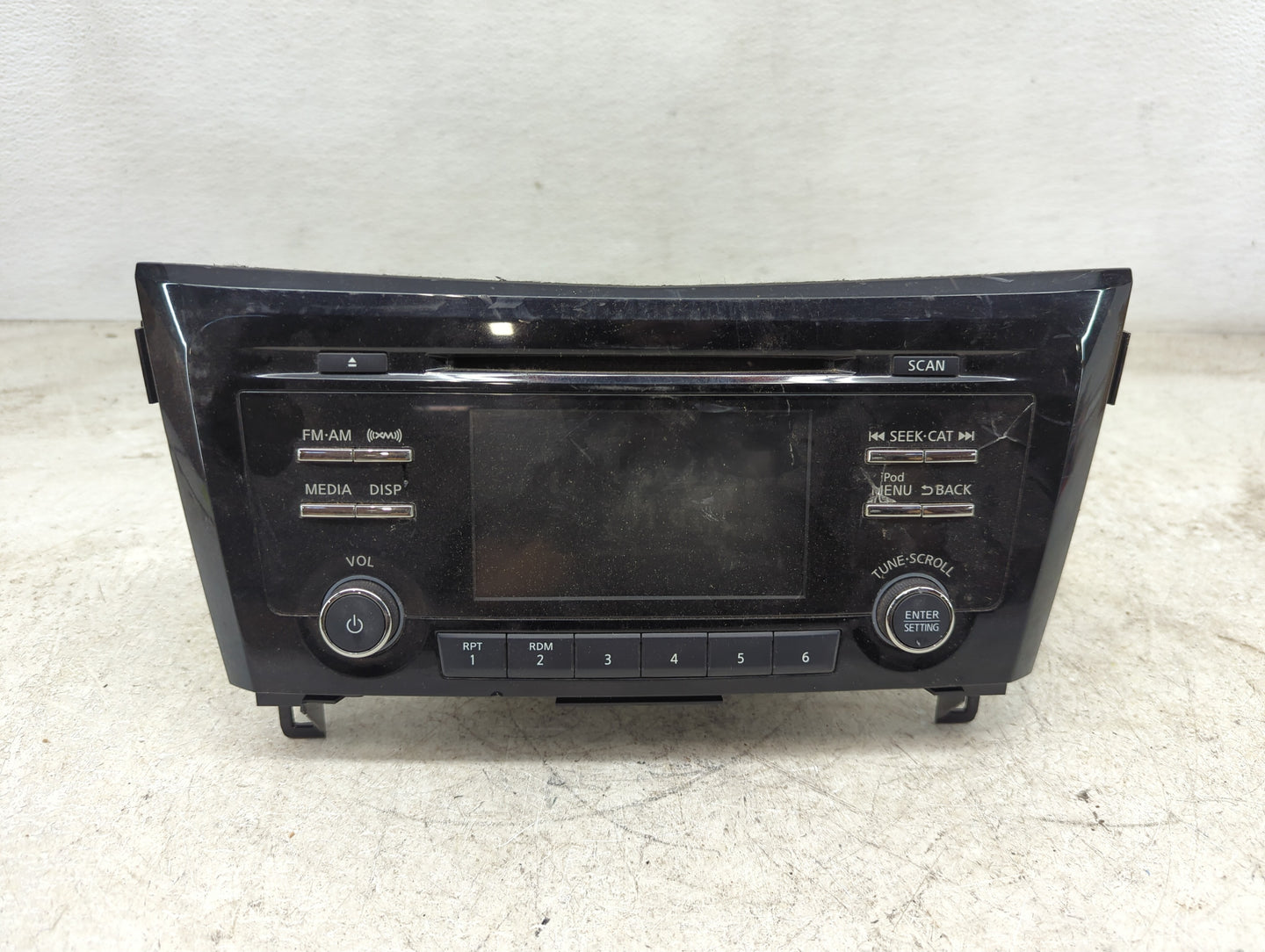 2017 Nissan Rogue Radio AM FM Cd Player Receiver Replacement P/N:281856FL0A CV-CN36N04D, AN1503 Fits OEM Used Auto Parts - O