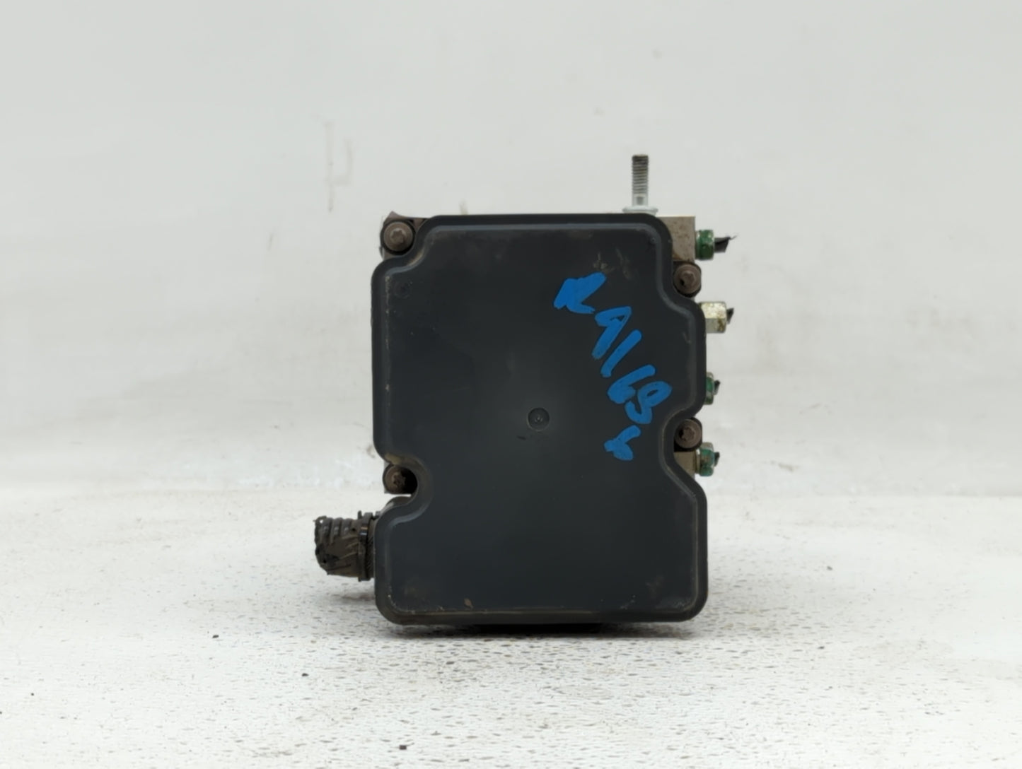 2017 Nissan Rogue ABS Pump Control Module Replacement P/N:47660 5HL4A Fits OEM Used Auto Parts - Oemusedautoparts1.com