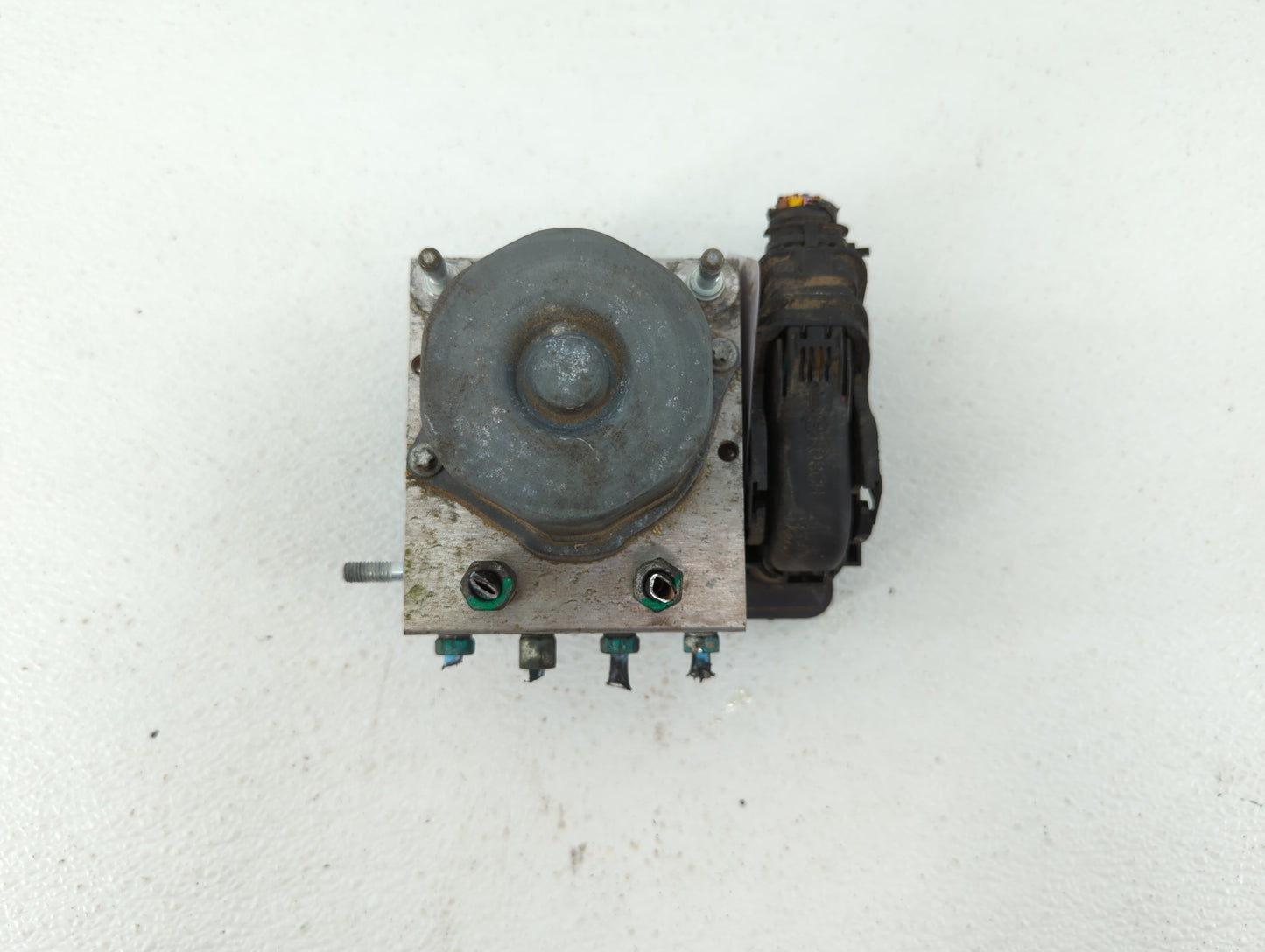 2017 Nissan Rogue ABS Pump Control Module Replacement P/N:47660 5HL4A Fits OEM Used Auto Parts - Oemusedautoparts1.com