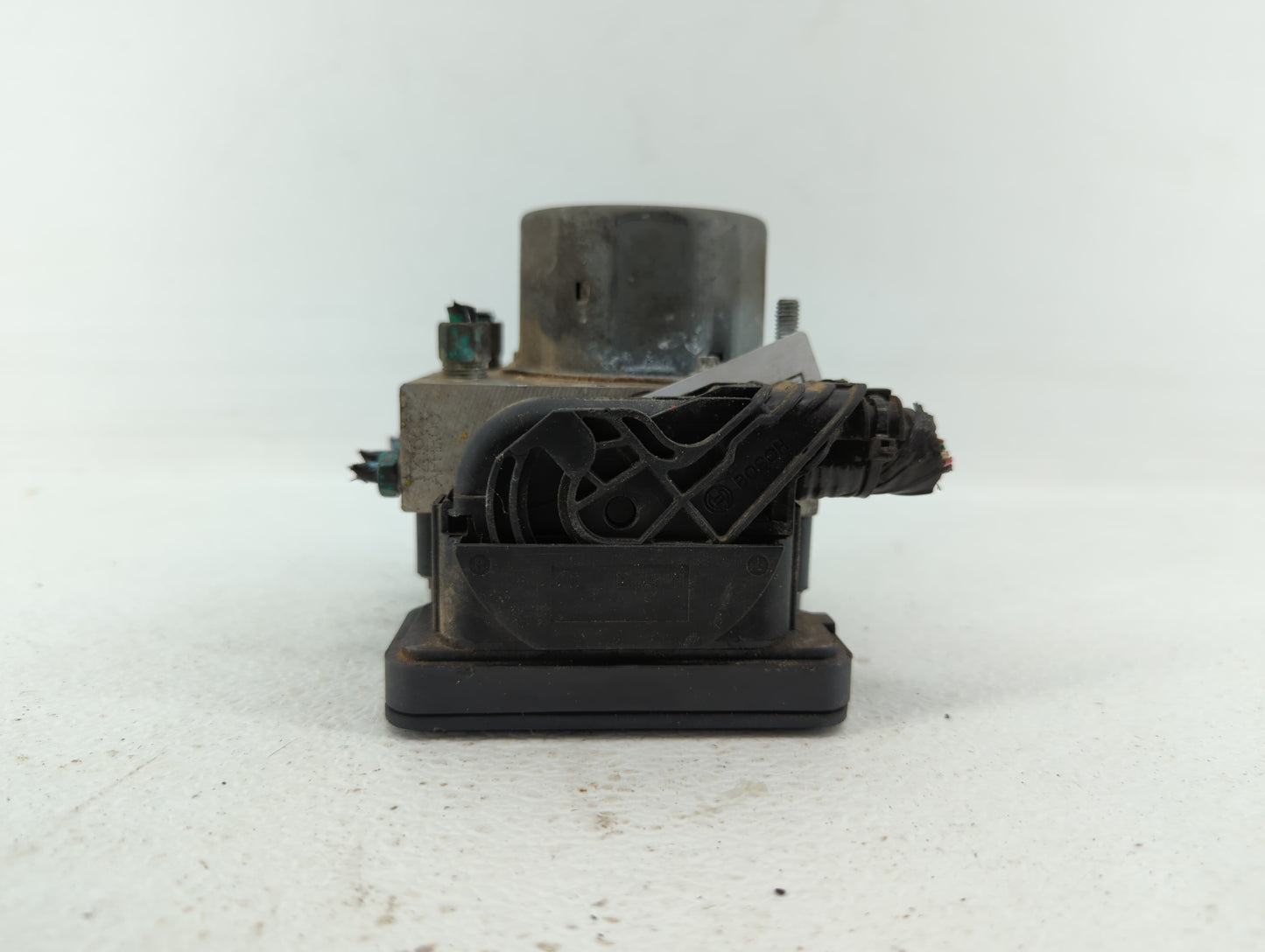 2017 Nissan Rogue ABS Pump Control Module Replacement P/N:47660 5HL4A Fits OEM Used Auto Parts - Oemusedautoparts1.com