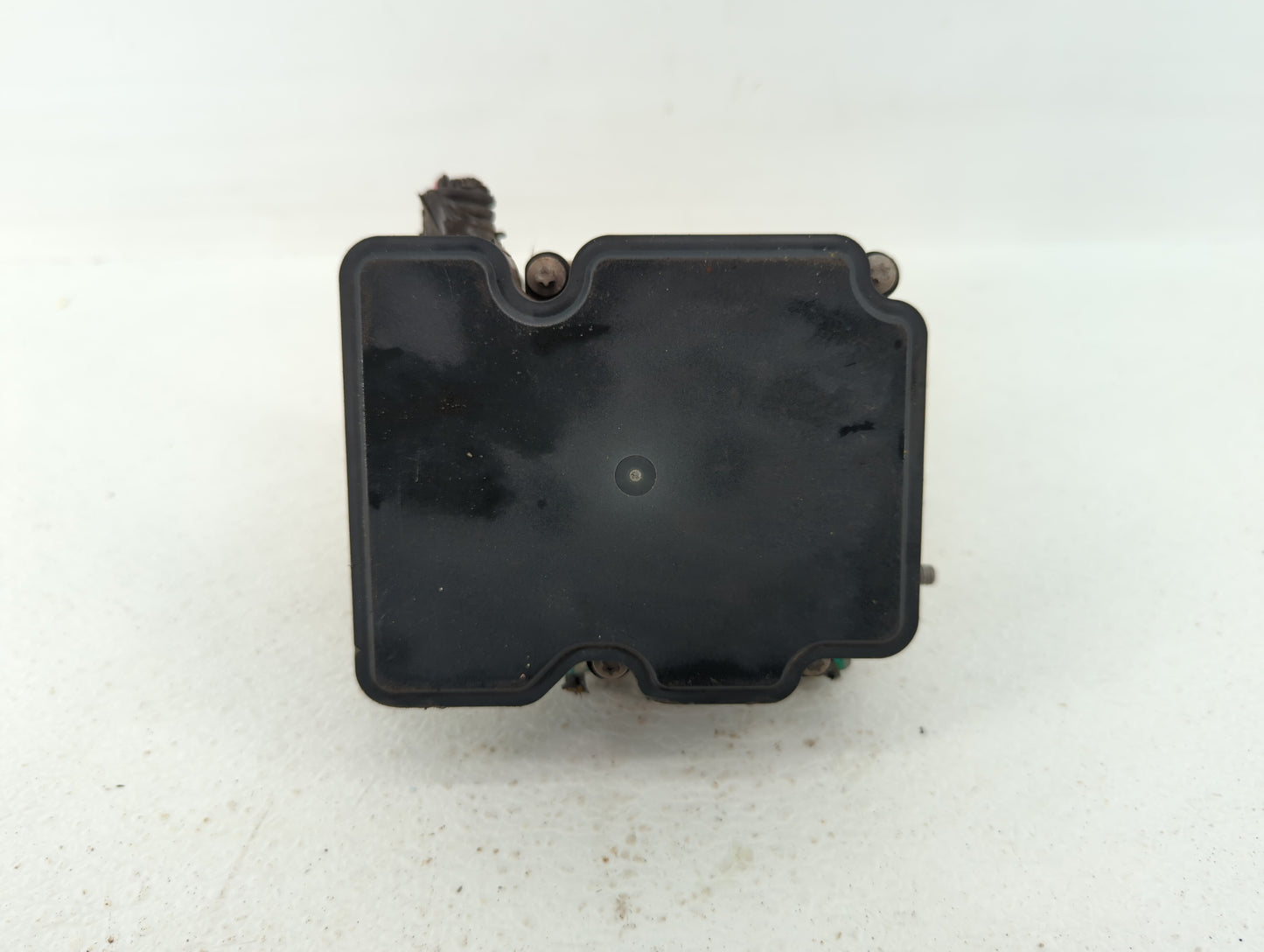 2017 Nissan Rogue ABS Pump Control Module Replacement P/N:47660 5HL4A Fits OEM Used Auto Parts - Oemusedautoparts1.com