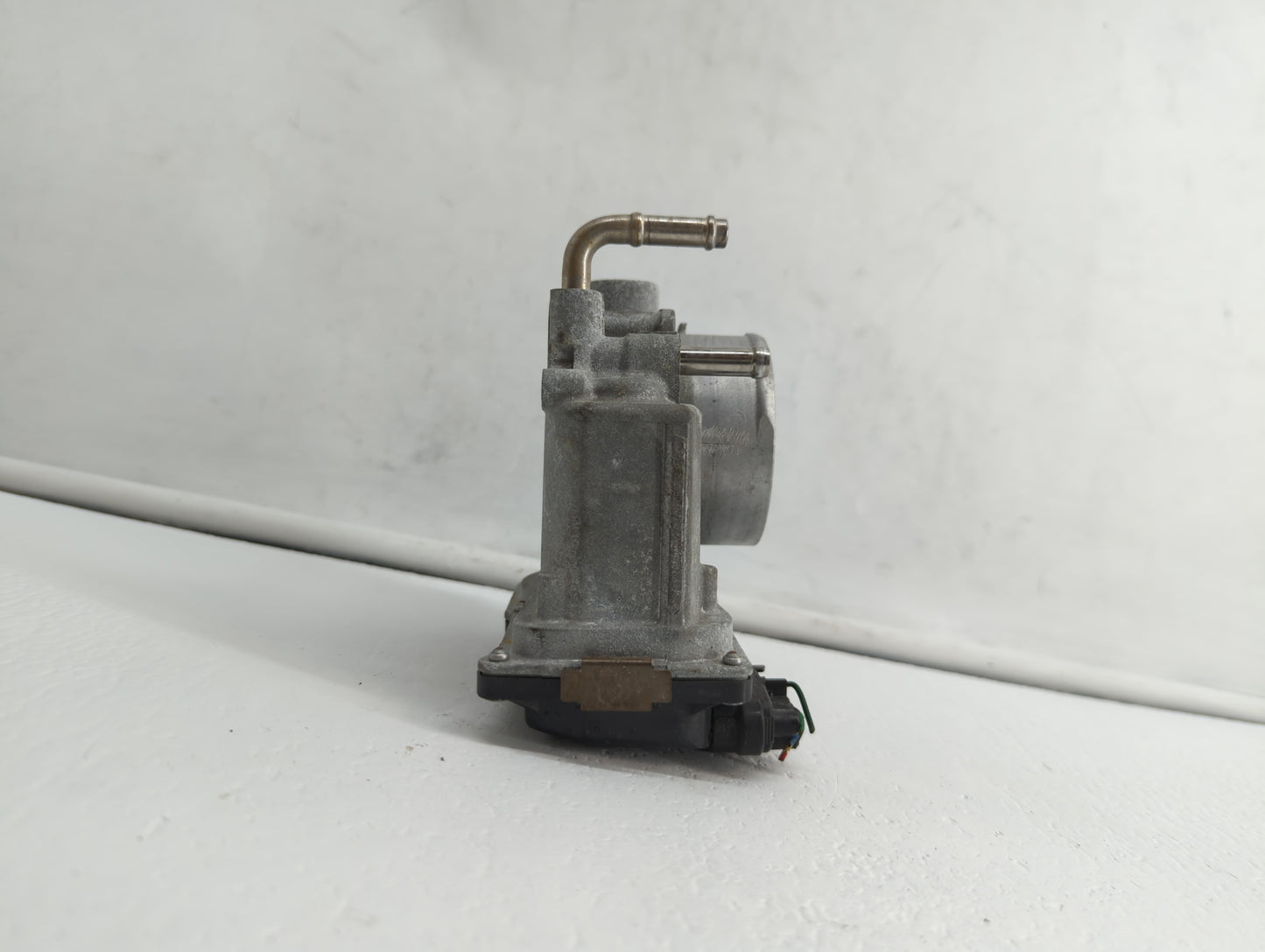 2014-2019 Nissan Rogue Throttle Body P/N:3TA60-01 C 3TA60-01 B, 3TA60-01 A Fits Fits 2013 2014 2015 2016 2017 2018 2019 OEM 