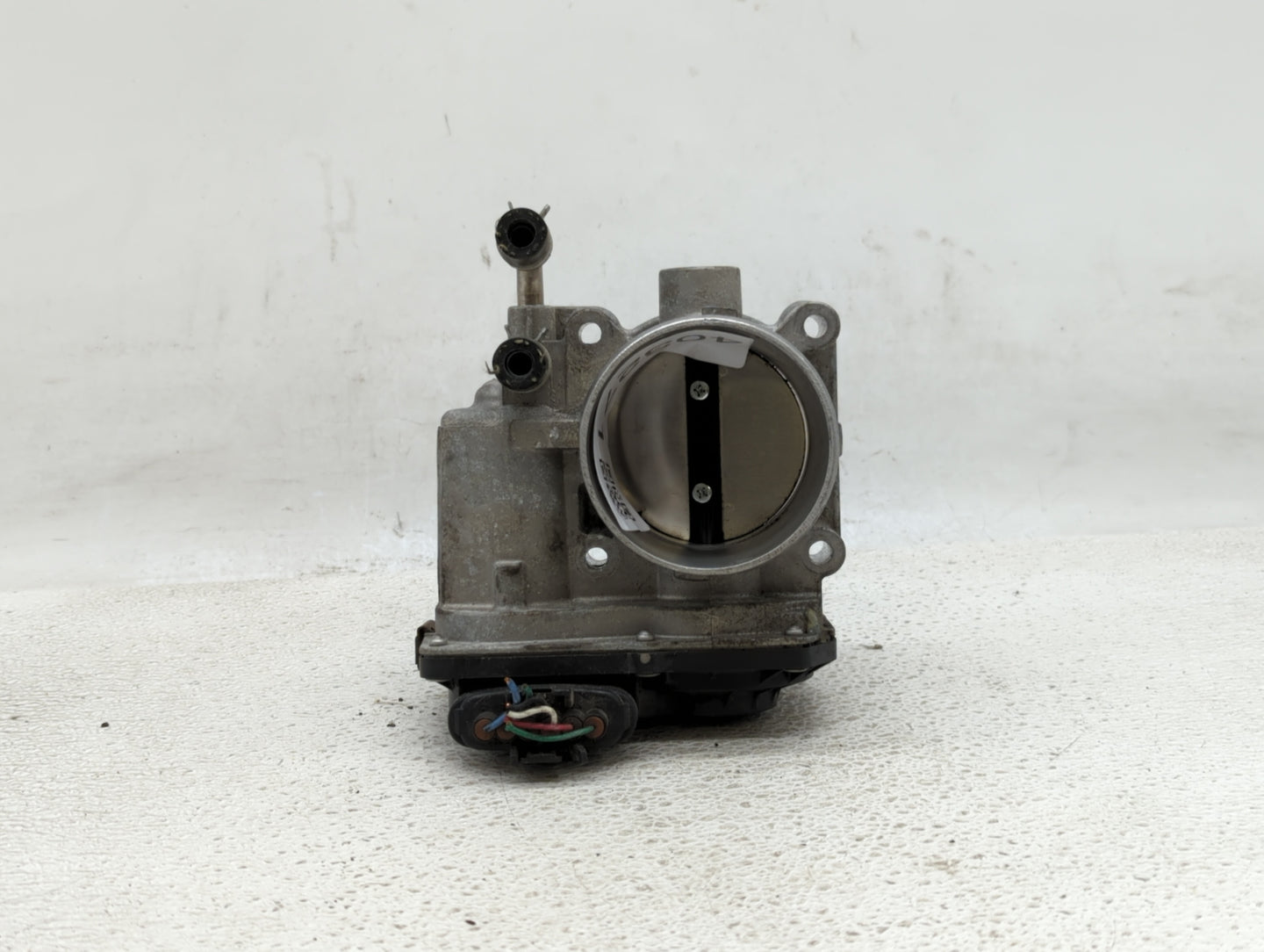 2014-2019 Nissan Rogue Throttle Body P/N:3TA60-01 C 3TA60-01 B, 3TA60-01 A Fits Fits 2013 2014 2015 2016 2017 2018 2019 OEM 