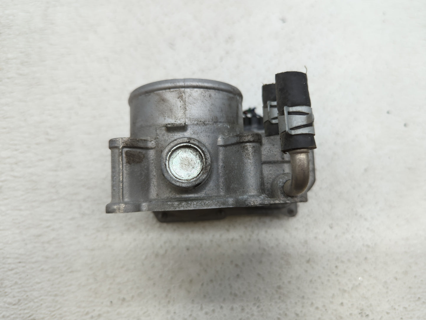 2014-2019 Nissan Rogue Throttle Body P/N:3TA60-01 C 3TA60-01 B, 3TA60-01 A Fits Fits 2013 2014 2015 2016 2017 2018 2019 OEM 