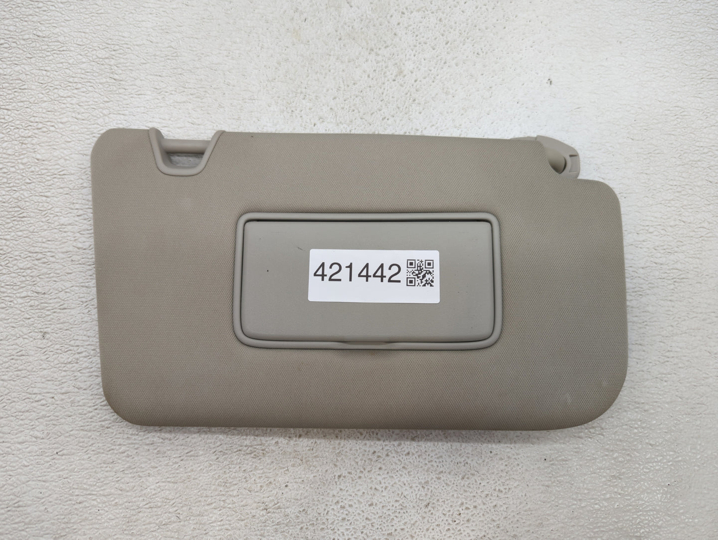 2017 Nissan Rogue Sun Visor Shade Replacement Passenger Right Mirror Fits OEM Used Auto Parts - Oemusedautoparts1.com