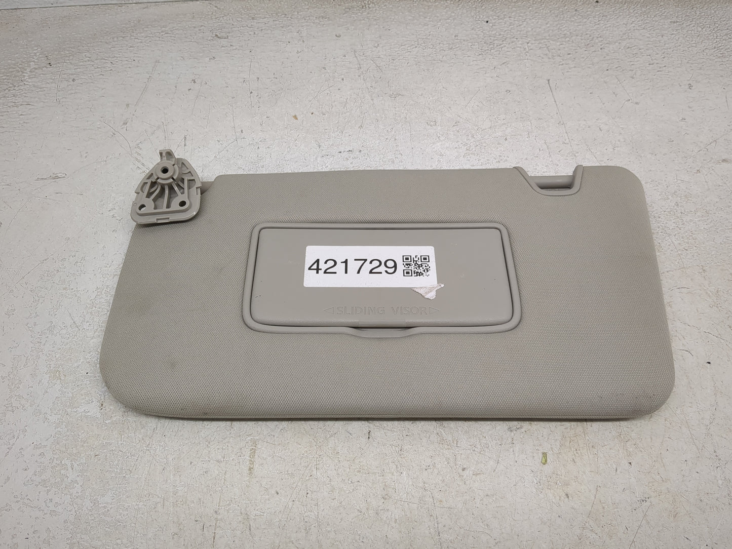 2017 Nissan Rogue Sun Visor Shade Replacement Driver Left Mirror Fits OEM Used Auto Parts - Oemusedautoparts1.com