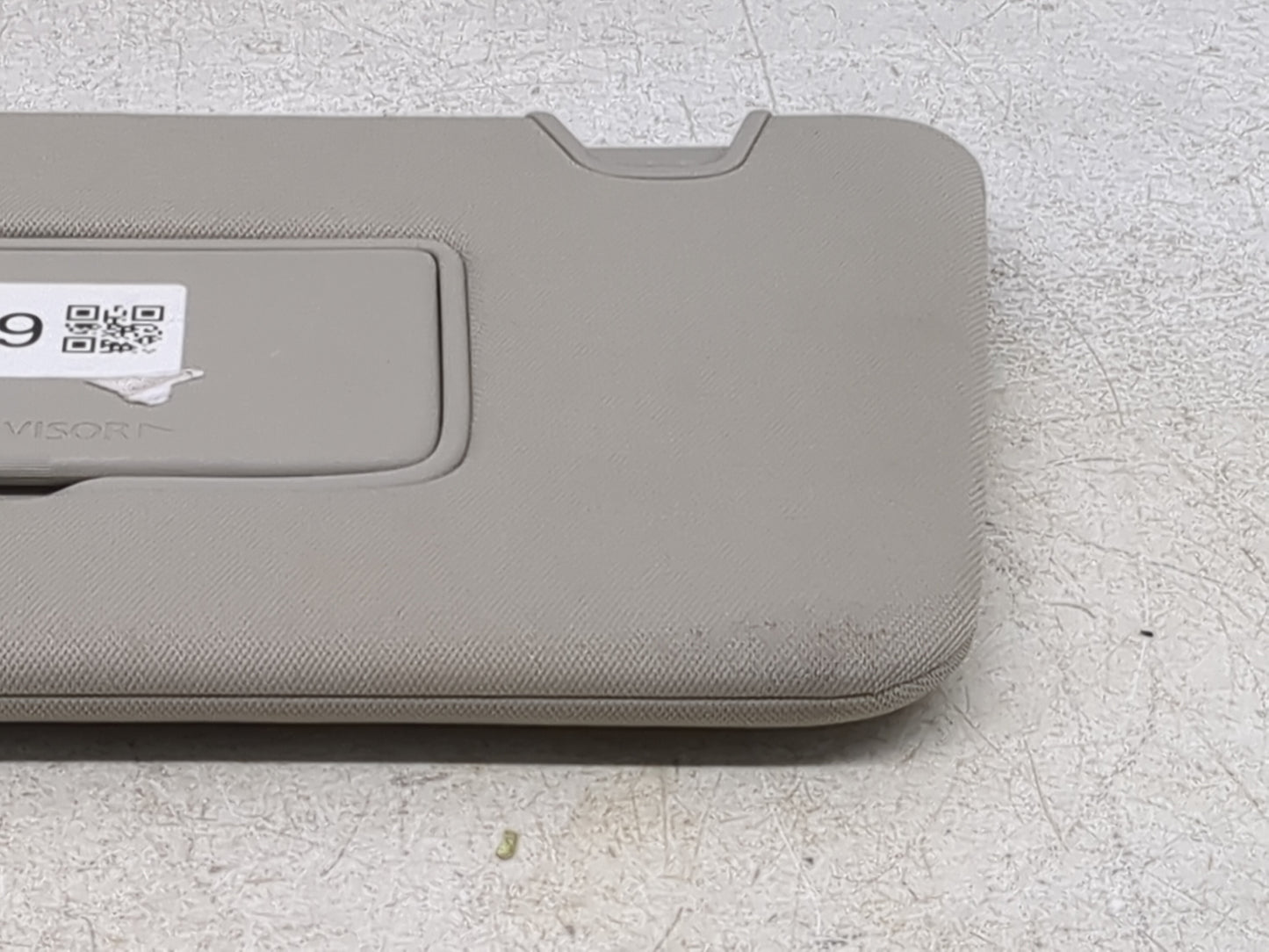2017 Nissan Rogue Sun Visor Shade Replacement Driver Left Mirror Fits OEM Used Auto Parts - Oemusedautoparts1.com