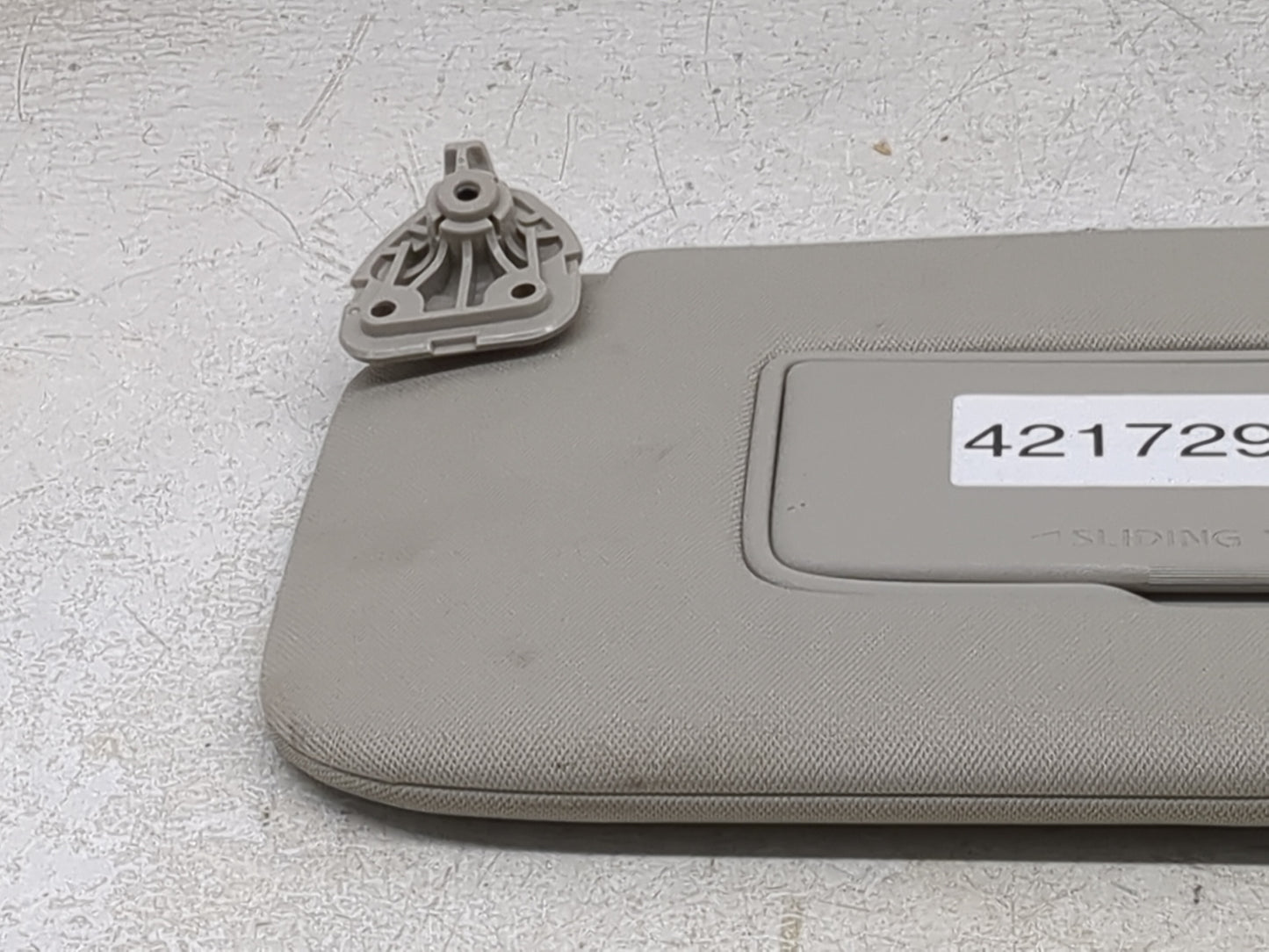 2017 Nissan Rogue Sun Visor Shade Replacement Driver Left Mirror Fits OEM Used Auto Parts - Oemusedautoparts1.com