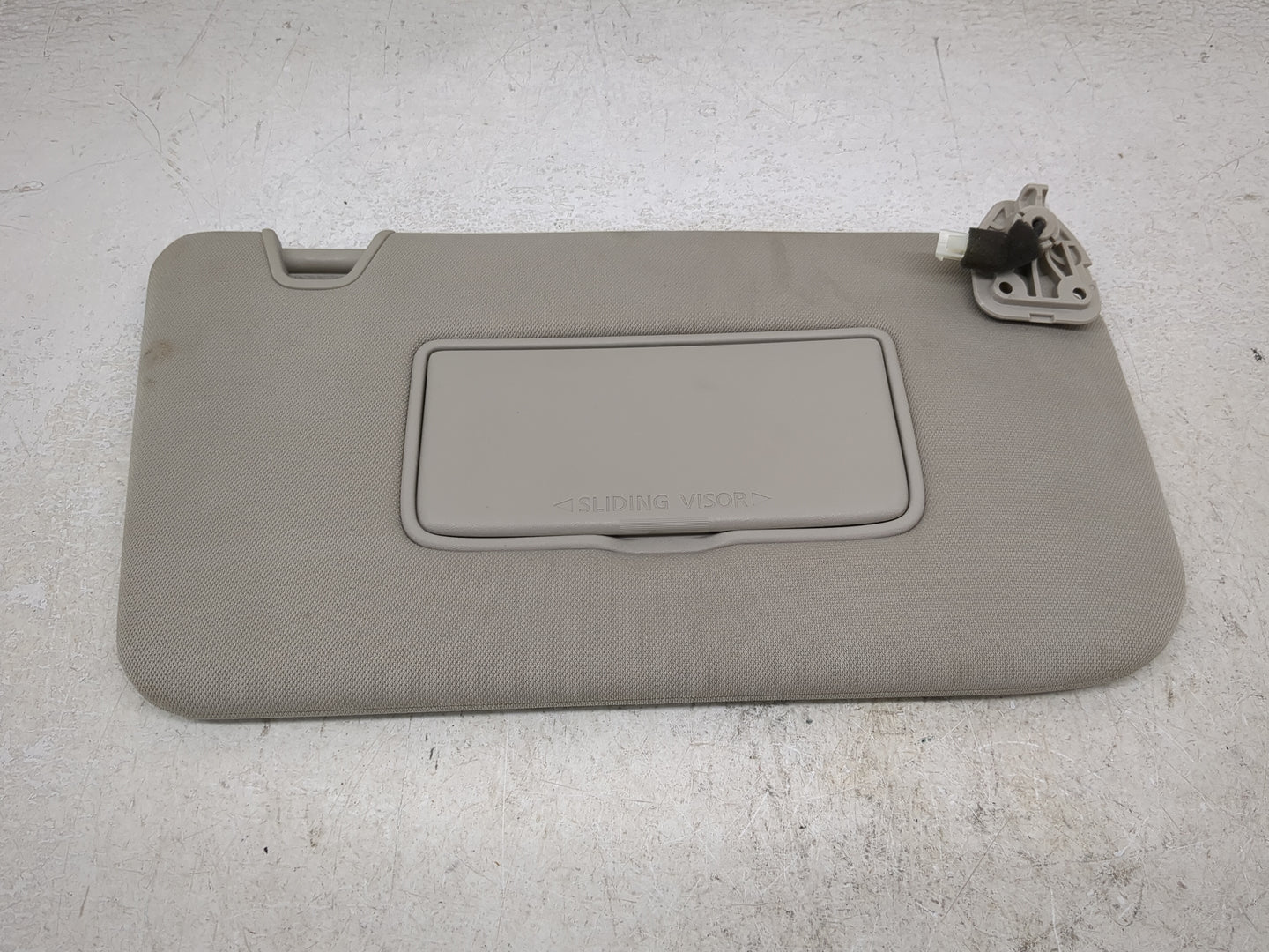 2017 Nissan Rogue Sun Visor Shade Replacement Passenger Right Mirror Fits OEM Used Auto Parts - Oemusedautoparts1.com