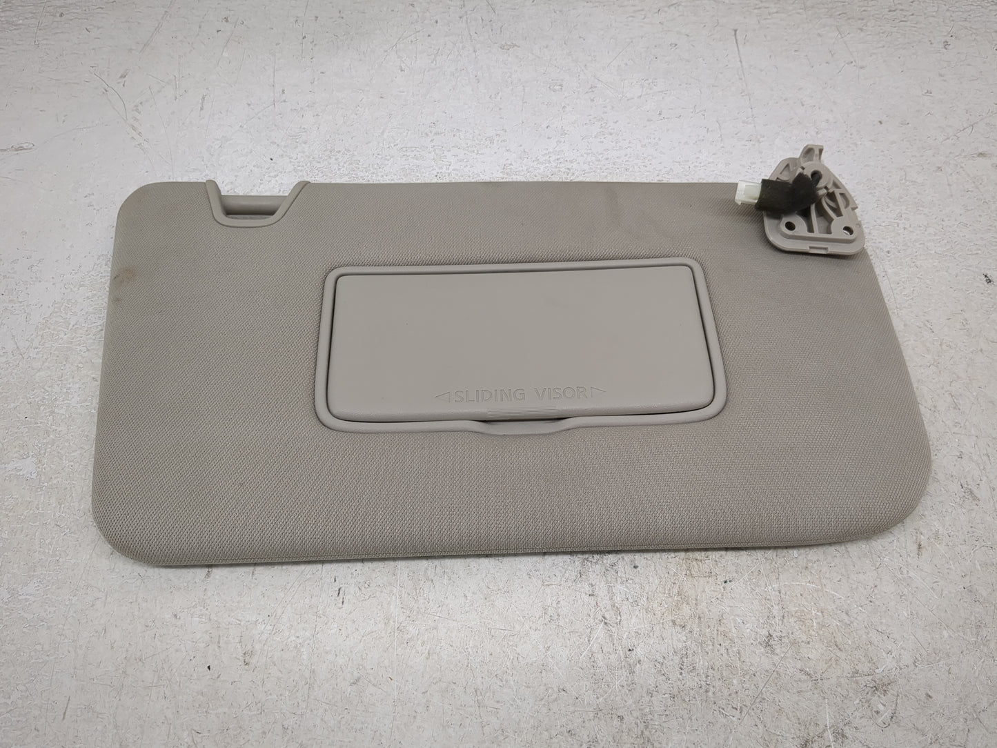 2017 Nissan Rogue Sun Visor Shade Replacement Passenger Right Mirror Fits OEM Used Auto Parts - Oemusedautoparts1.com