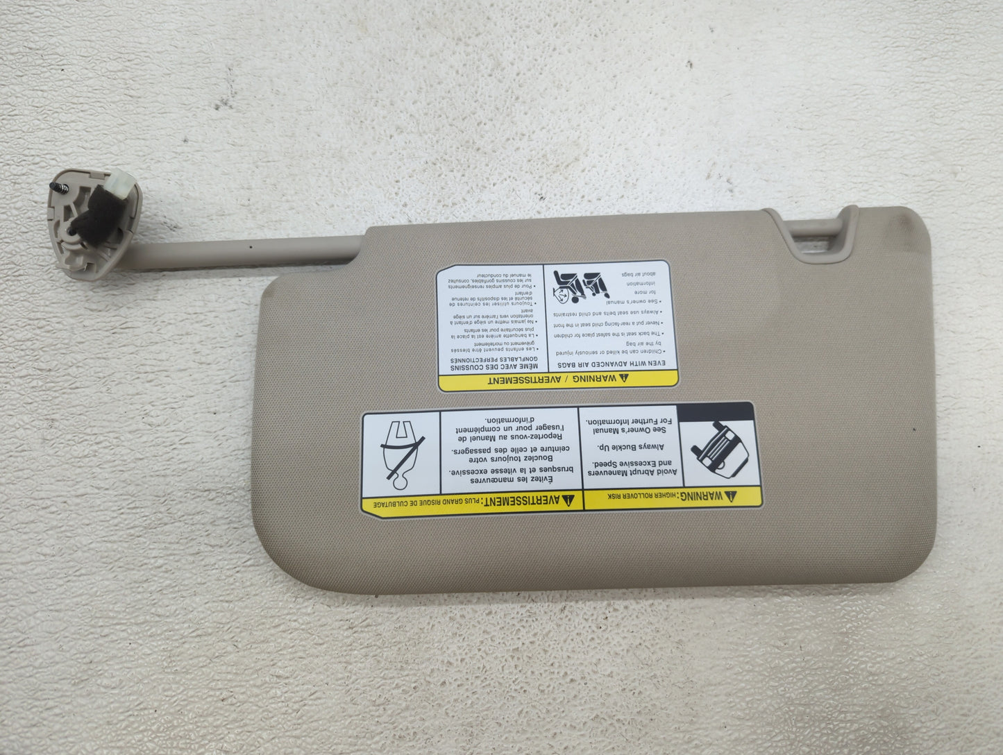2014-2017 Nissan Rogue Sun Visor Shade Replacement Passenger Right Mirror Fits Fits 2014 2015 2016 2017 OEM Used Auto Parts 