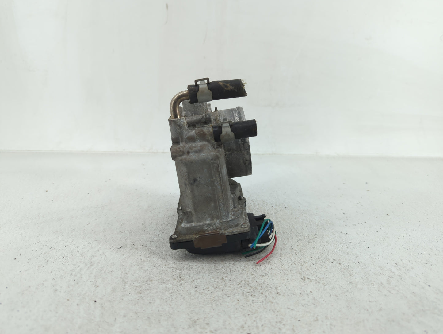 2014-2020 Nissan Rogue Throttle Body P/N:3TA60-01 B 3TA60-01 A Fits Fits 2013 2014 2015 2016 2017 2018 2019 2020 OEM Used Au