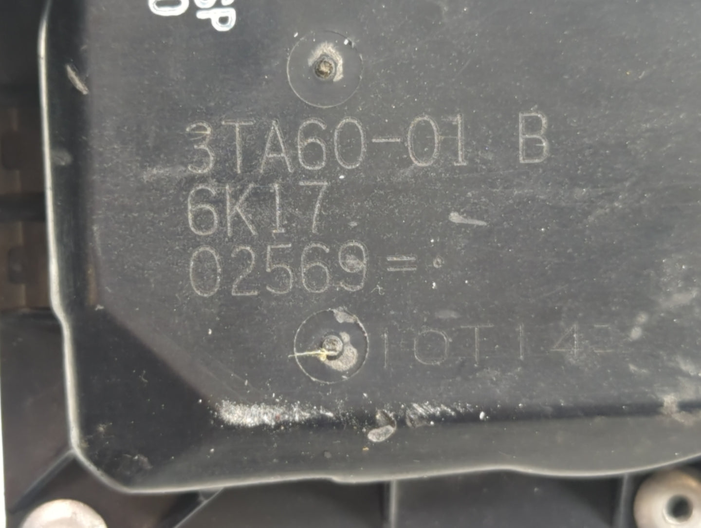 2014-2020 Nissan Rogue Throttle Body P/N:3TA60-01 B 3TA60-01 A Fits Fits 2013 2014 2015 2016 2017 2018 2019 2020 OEM Used Au