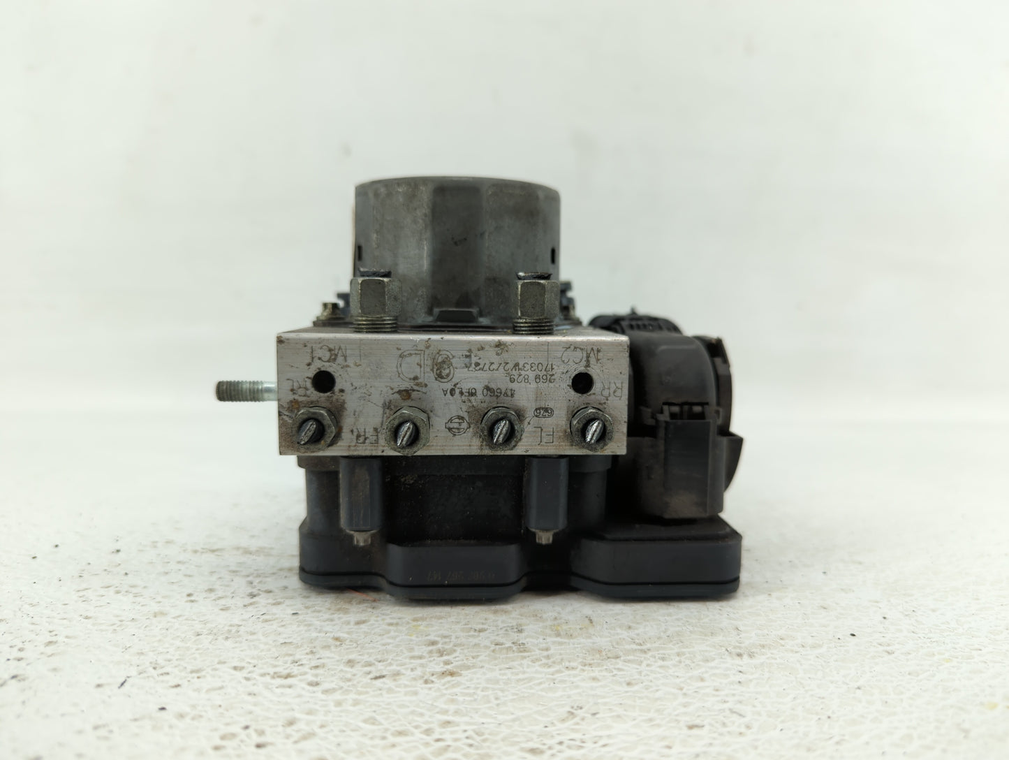 2017 Nissan Rogue ABS Pump Control Module Replacement P/N:47660 6FL0A Fits OEM Used Auto Parts - Oemusedautoparts1.com