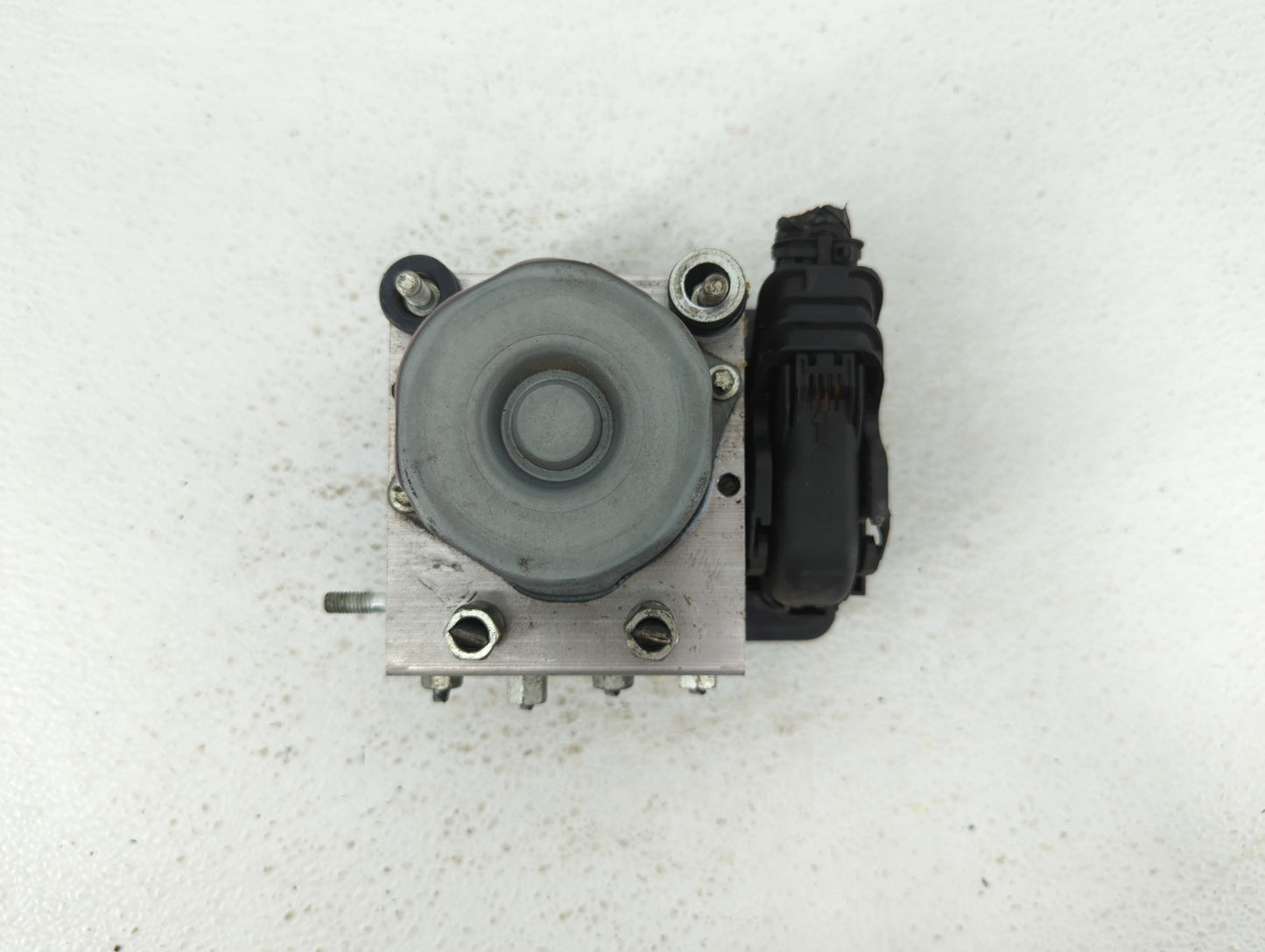 2017 Nissan Rogue ABS Pump Control Module Replacement P/N:47660 6FL0A Fits OEM Used Auto Parts - Oemusedautoparts1.com