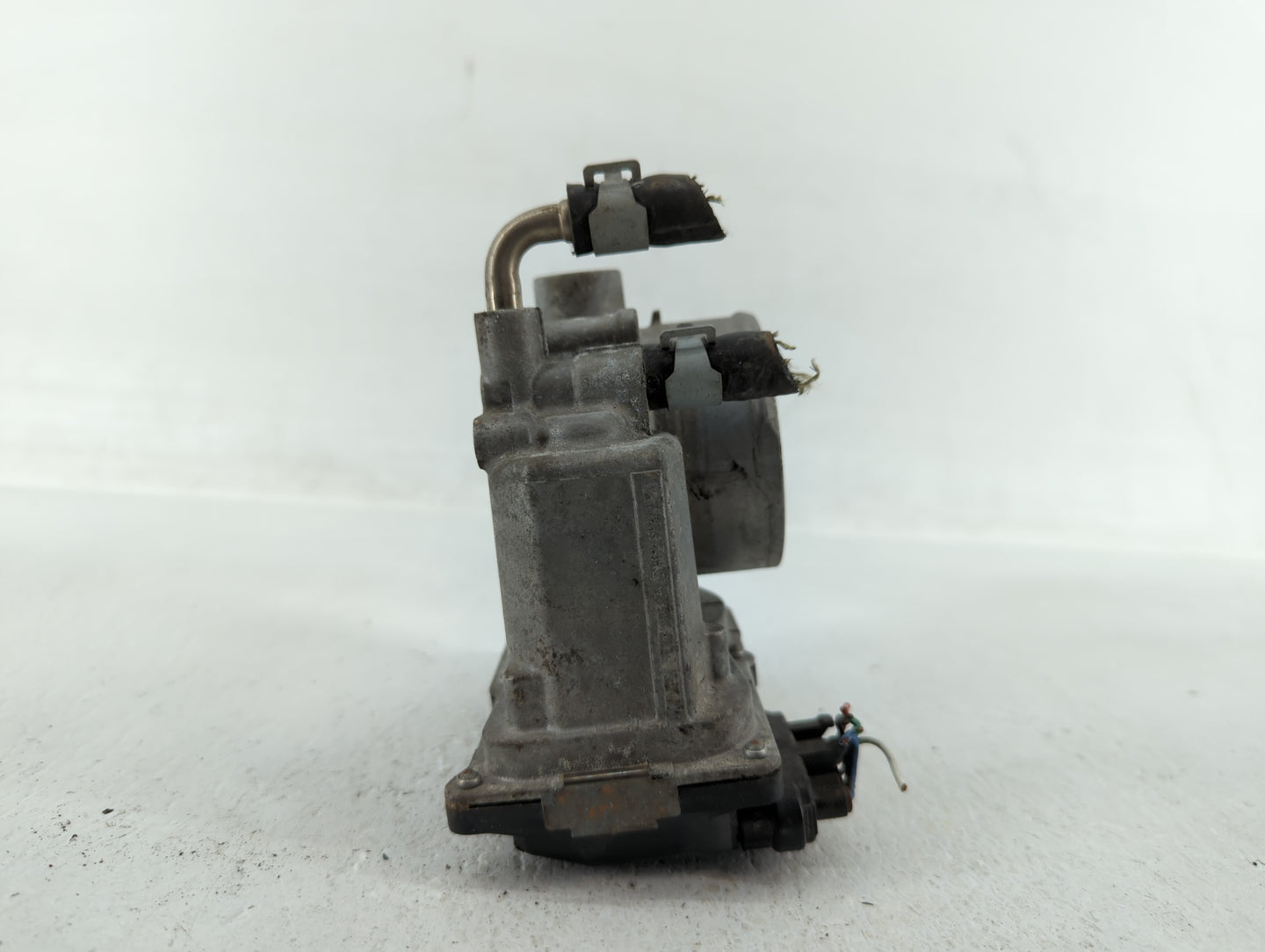 2014-2020 Nissan Rogue Throttle Body P/N:3TA60-01 B 3TA60-01 C, 3TA60-01 A Fits Fits 2013 2014 2015 2016 2017 2018 2019 2020