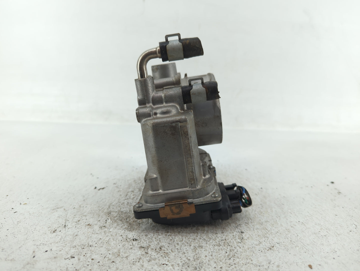 2014-2020 Nissan Rogue Throttle Body P/N:3TA60-01 B Fits Fits 2013 2014 2015 2016 2017 2018 2019 2020 OEM Used Auto Parts - 