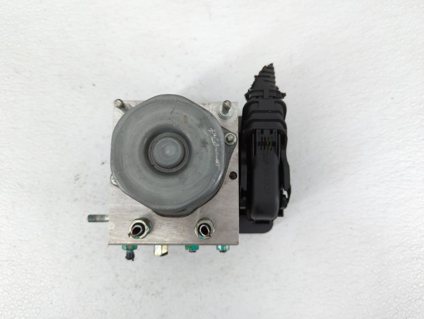 2017 Nissan Rogue ABS Pump Control Module Replacement P/N:47660 5HL2A Fits OEM Used Auto Parts - Oemusedautoparts1.com