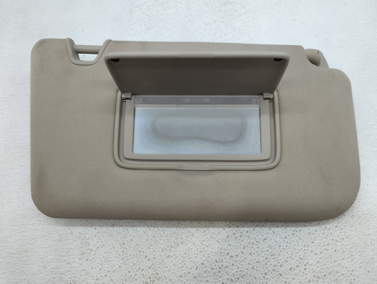 2014-2017 Nissan Rogue Sun Visor Shade Replacement Passenger Right Mirror Fits Fits 2014 2015 2016 2017 OEM Used Auto Parts 
