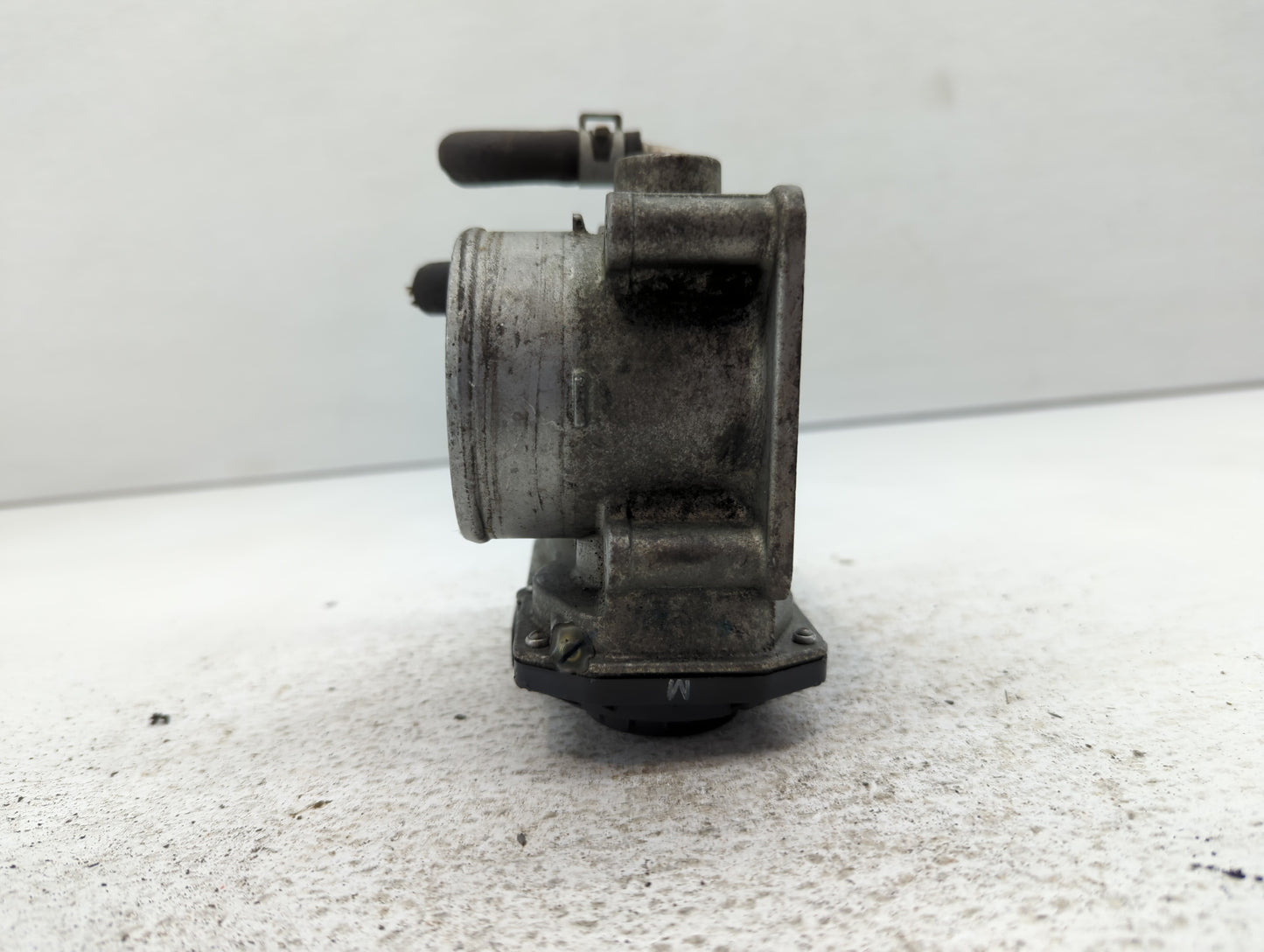 2014-2020 Nissan Rogue Throttle Body P/N:3TA60-01 B Fits Fits 2013 2014 2015 2016 2017 2018 2019 2020 OEM Used Auto Parts - 