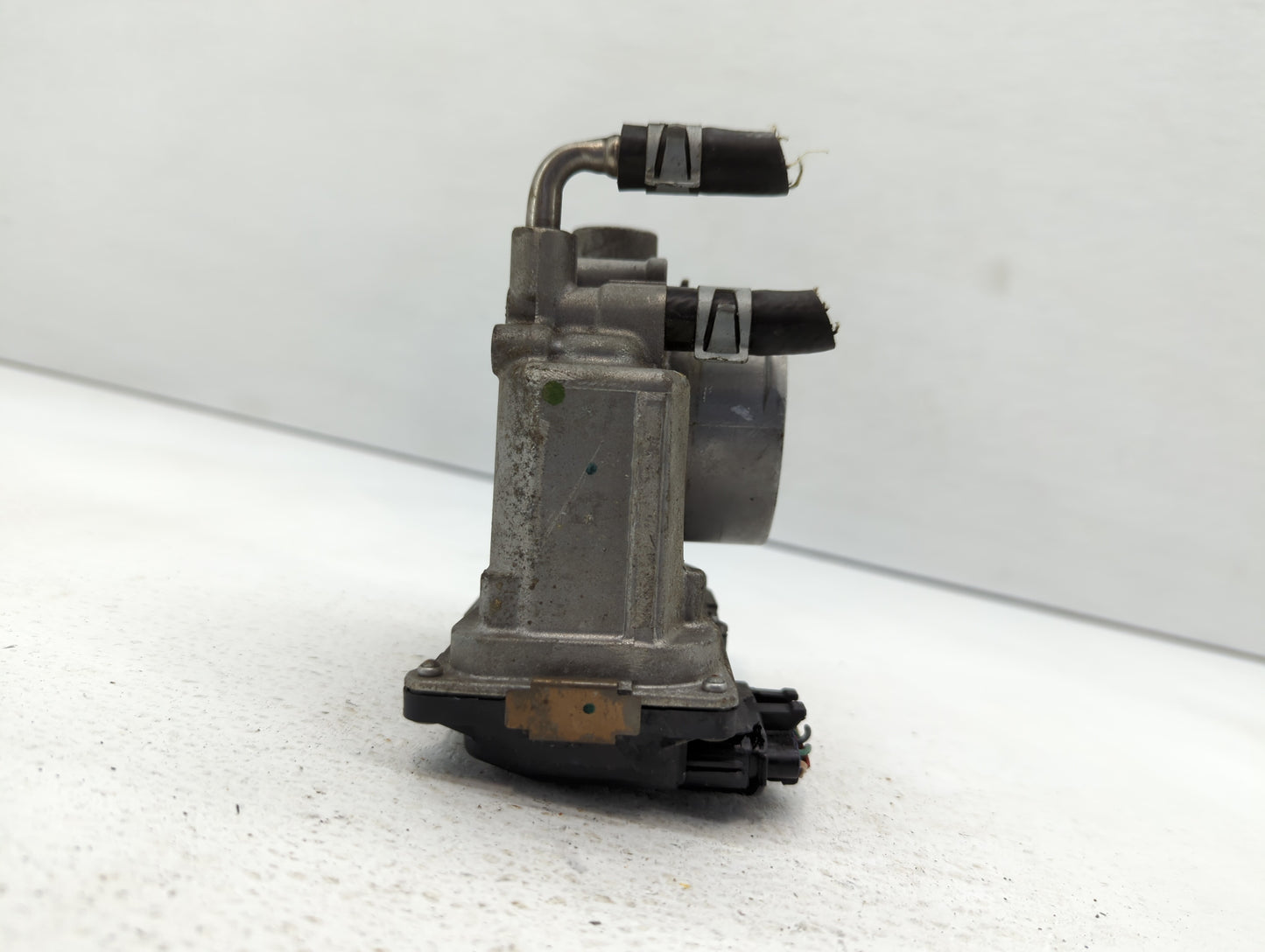2014-2020 Nissan Rogue Throttle Body P/N:3TA60-01 A Fits Fits 2013 2014 2015 2016 2017 2018 2019 2020 OEM Used Auto Parts - 