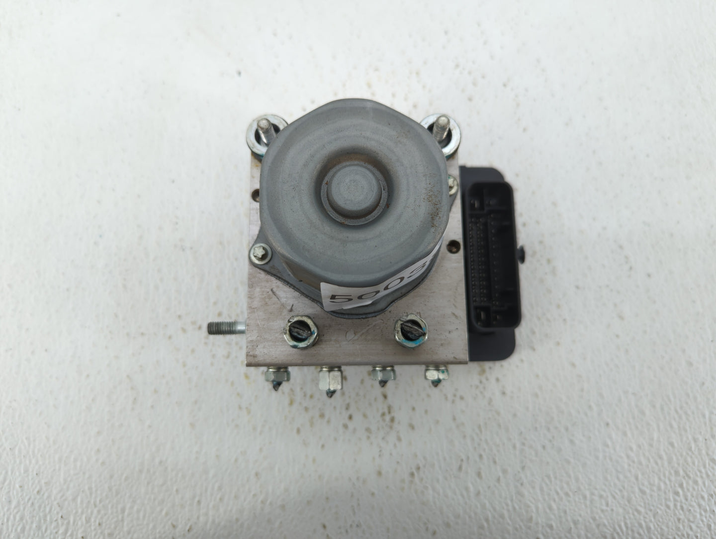 2017 Nissan Rogue ABS Pump Control Module Replacement P/N:47660 5HL2A Fits OEM Used Auto Parts - Oemusedautoparts1.com