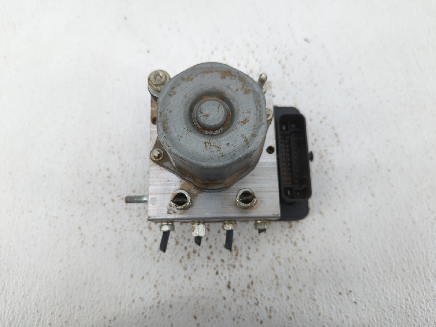 2017 Nissan Rogue ABS Pump Control Module Replacement P/N:47660 6MA0A 47660 6MA2A Fits OEM Used Auto Parts - Oemusedautopart
