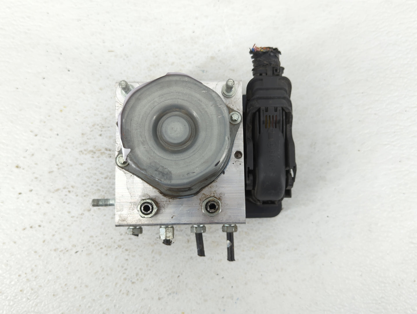 2017 Nissan Rogue ABS Pump Control Module Replacement P/N:47660 6FL0A Fits OEM Used Auto Parts - Oemusedautoparts1.com