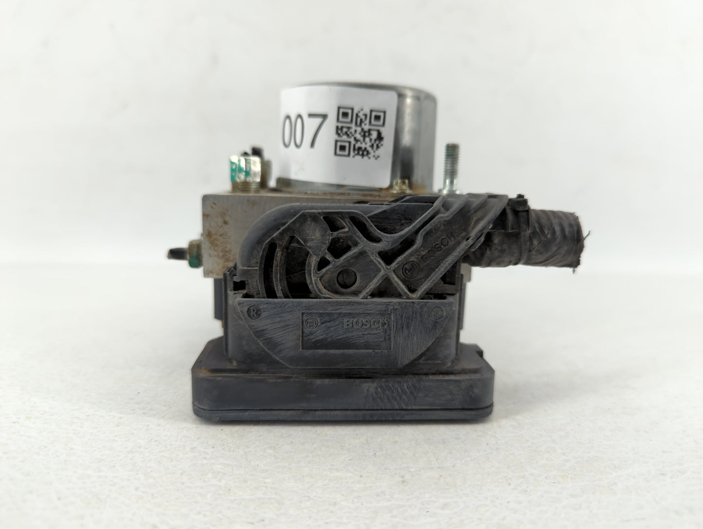 2017 Nissan Rogue ABS Pump Control Module Replacement P/N:47660 5HL2A Fits OEM Used Auto Parts - Oemusedautoparts1.com