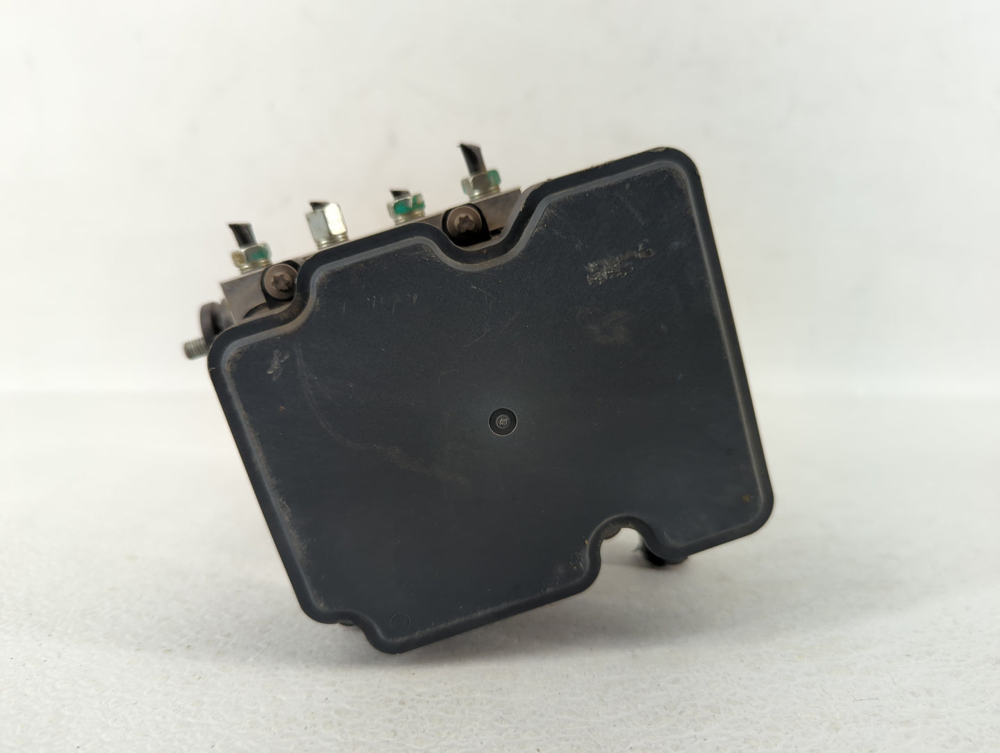 2017 Nissan Rogue ABS Pump Control Module Replacement P/N:47660 5HL2A Fits OEM Used Auto Parts - Oemusedautoparts1.com