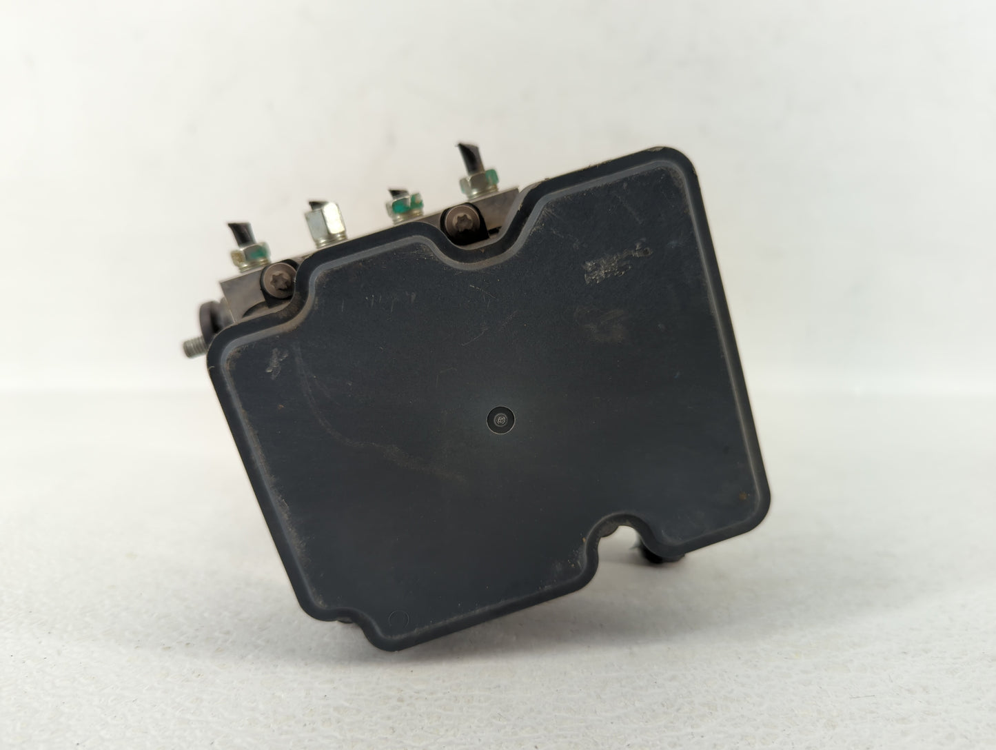 2017 Nissan Rogue ABS Pump Control Module Replacement P/N:47660 5HL2A Fits OEM Used Auto Parts - Oemusedautoparts1.com