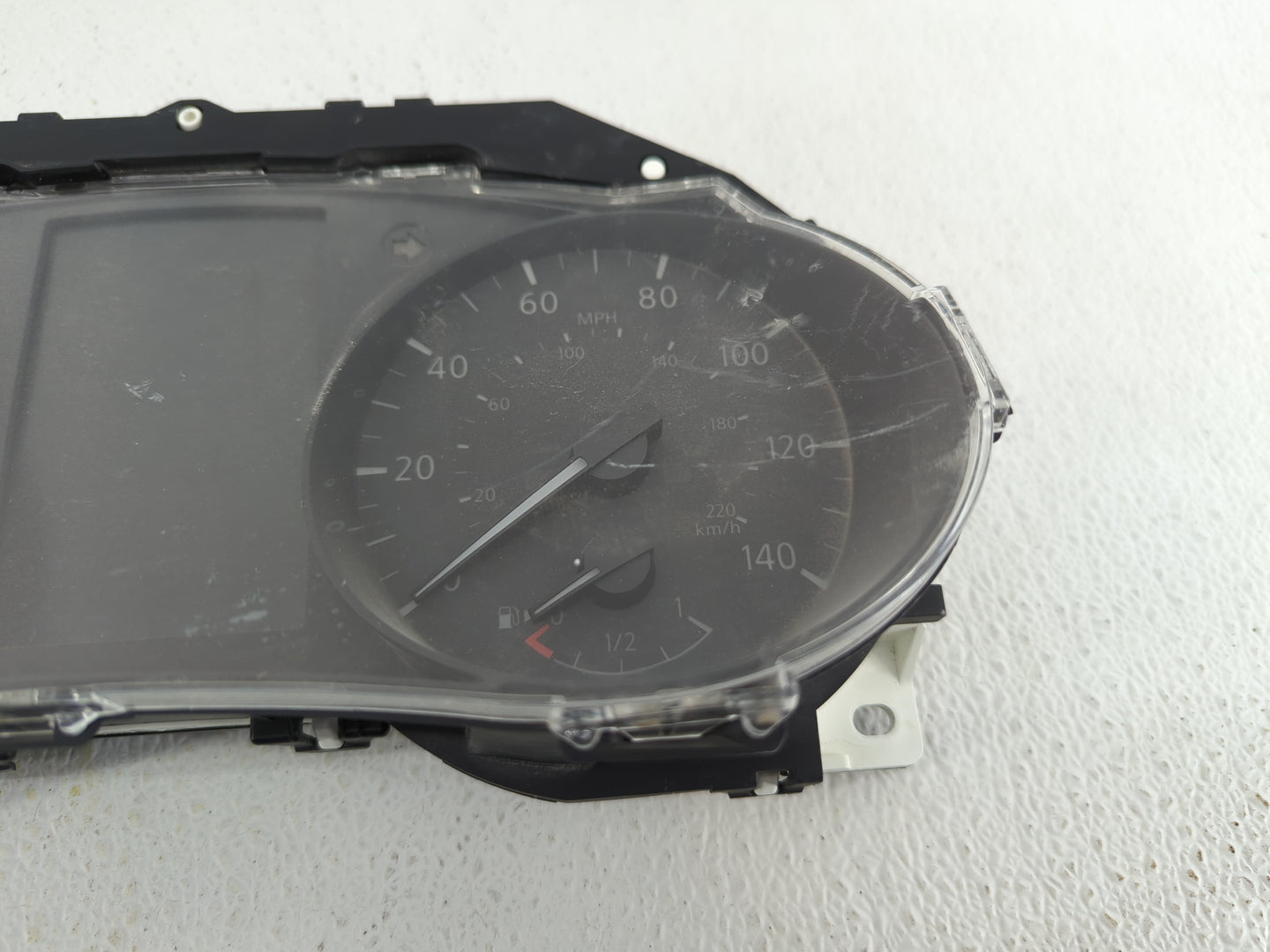 2017 Nissan Rogue Instrument Cluster Speedometer Gauges P/N:5HK0A/J523 Fits OEM Used Auto Parts - Oemusedautoparts1.com