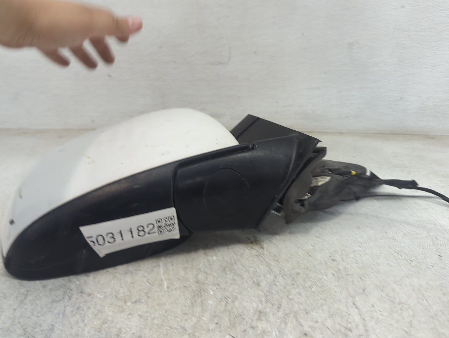 2017 Nissan Rogue Passenger Side View Mirror - Right Door Mirror OEM Used - Oemusedautoparts1.com