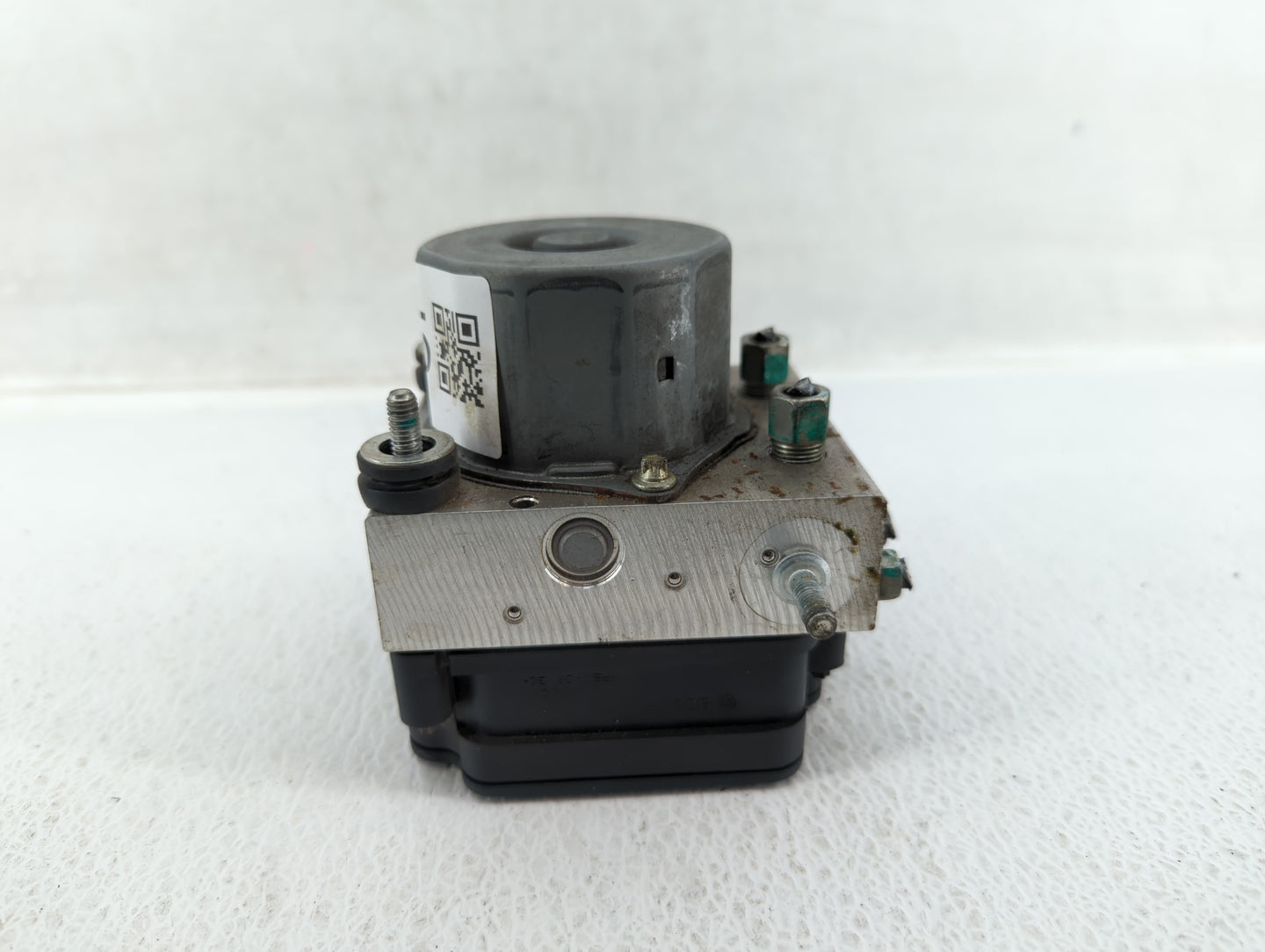 2017 Nissan Rogue ABS Pump Control Module Replacement P/N:47660 5HL2A Fits OEM Used Auto Parts - Oemusedautoparts1.com