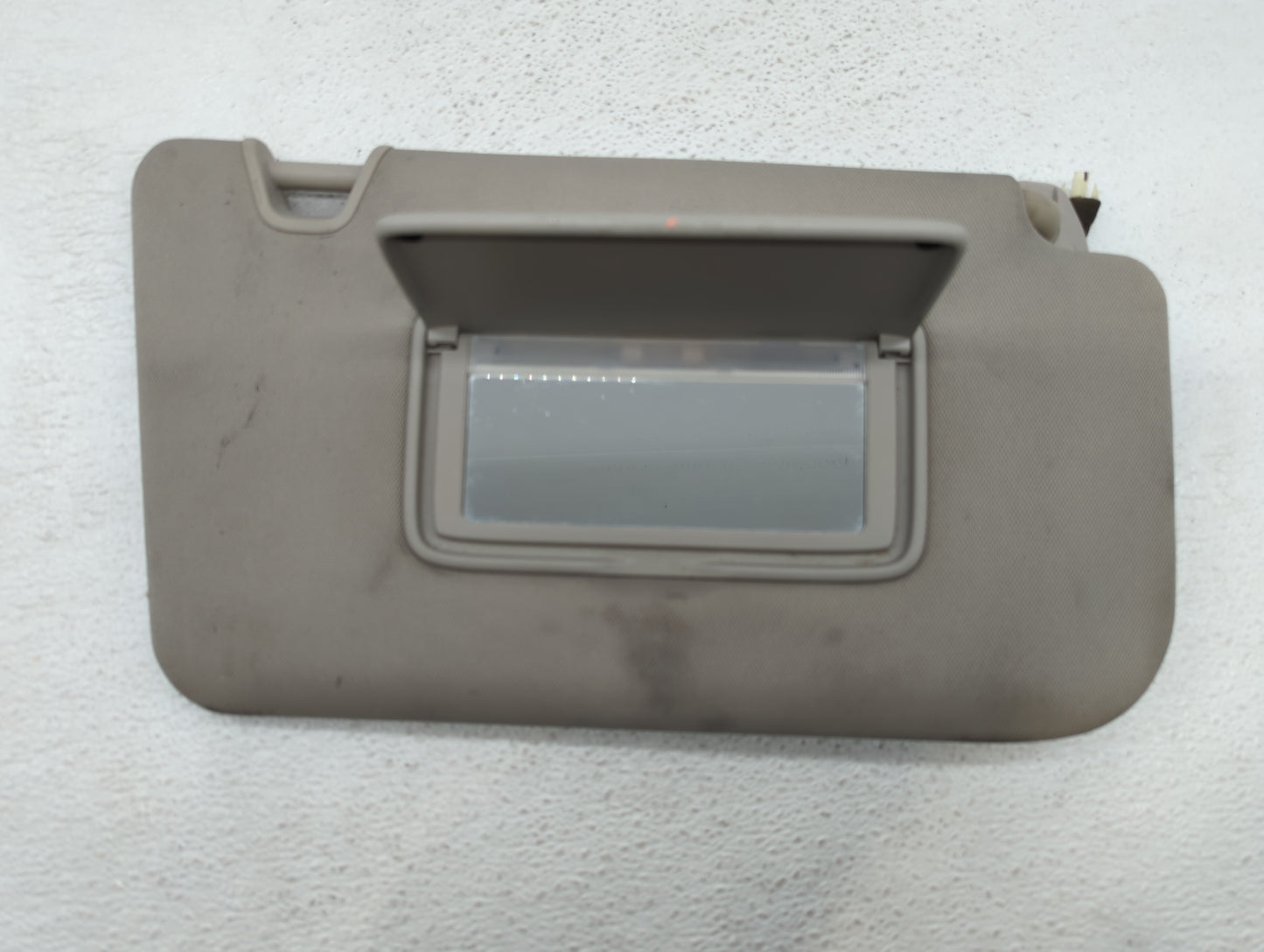 2014-2017 Nissan Rogue Sun Visor Shade Replacement Passenger Right Mirror Fits Fits 2014 2015 2016 2017 OEM Used Auto Parts 