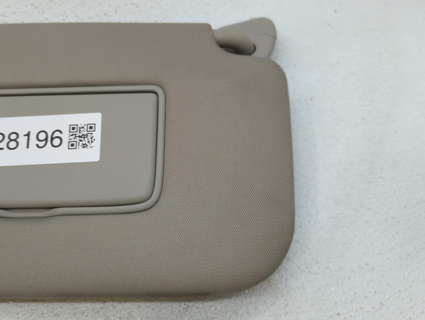 2014-2017 Nissan Rogue Sun Visor Shade Replacement Passenger Right Mirror Fits Fits 2014 2015 2016 2017 OEM Used Auto Parts 