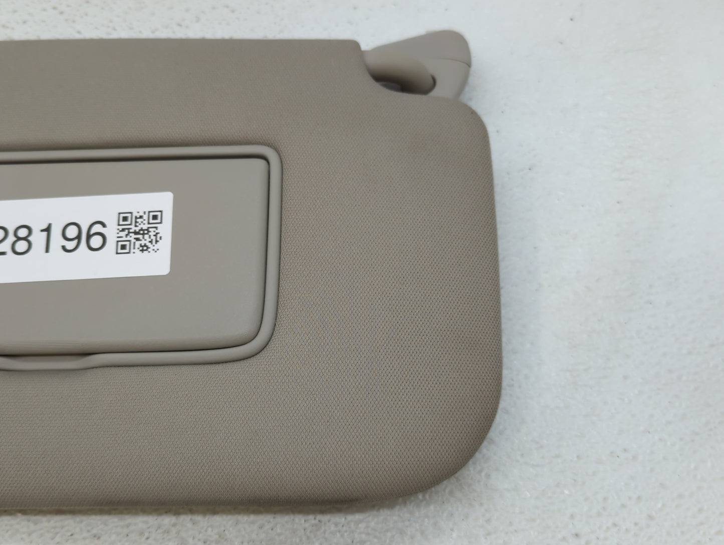 2014-2017 Nissan Rogue Sun Visor Shade Replacement Passenger Right Mirror Fits Fits 2014 2015 2016 2017 OEM Used Auto Parts 