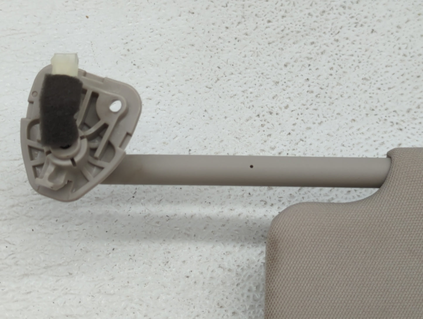 2014-2017 Nissan Rogue Sun Visor Shade Replacement Passenger Right Mirror Fits Fits 2014 2015 2016 2017 OEM Used Auto Parts 