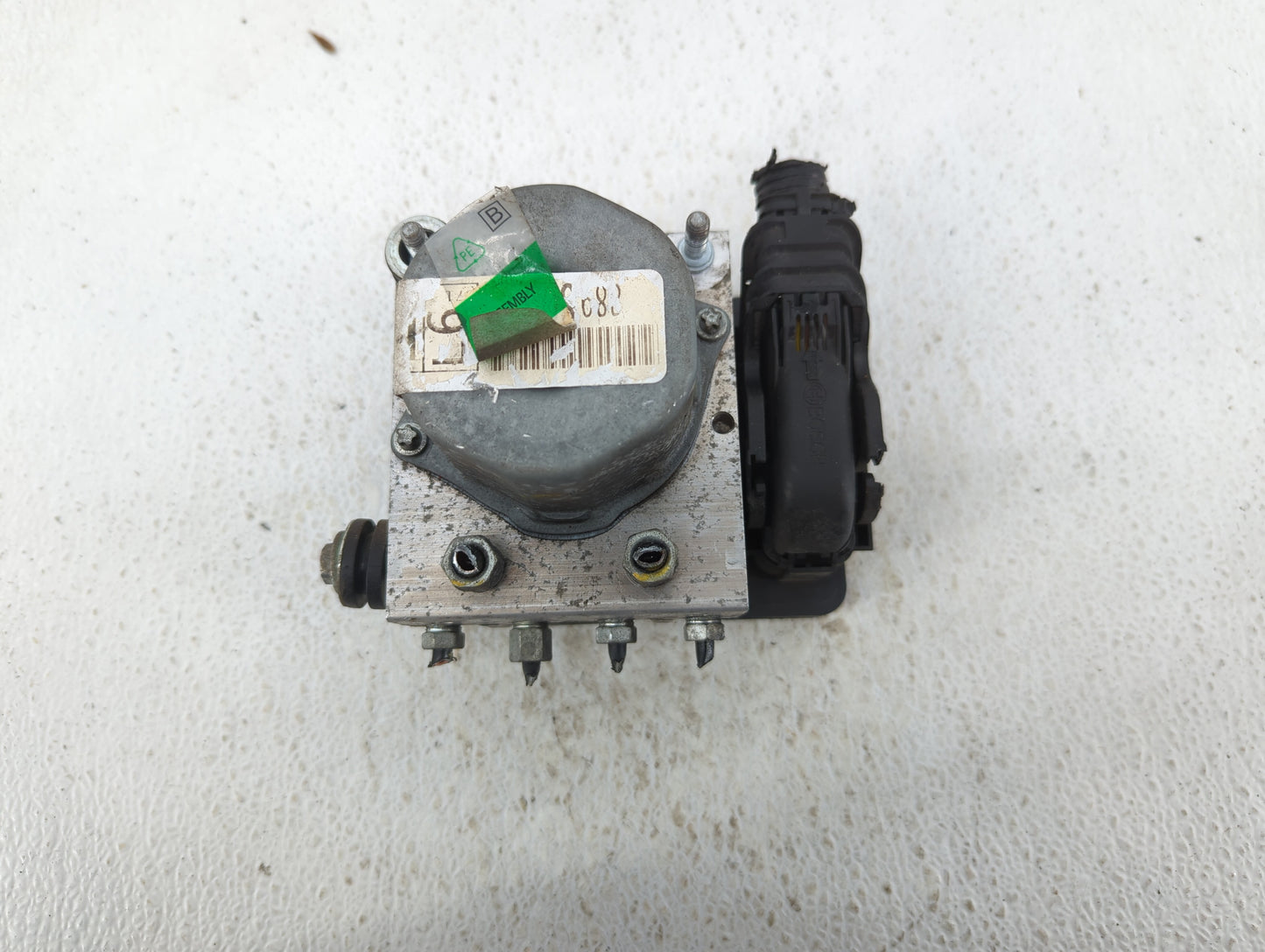2017 Nissan Rogue ABS Pump Control Module Replacement P/N:47660 6FL4A Fits OEM Used Auto Parts - Oemusedautoparts1.com