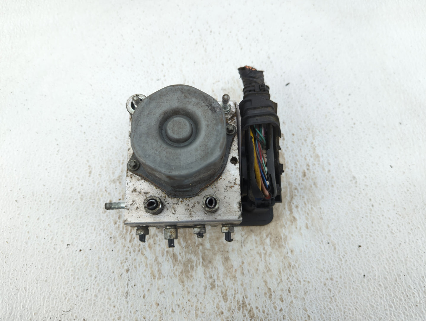 2017 Nissan Rogue ABS Pump Control Module Replacement P/N:47660 6FM7A 47660 6FL1A Fits OEM Used Auto Parts - Oemusedautopart