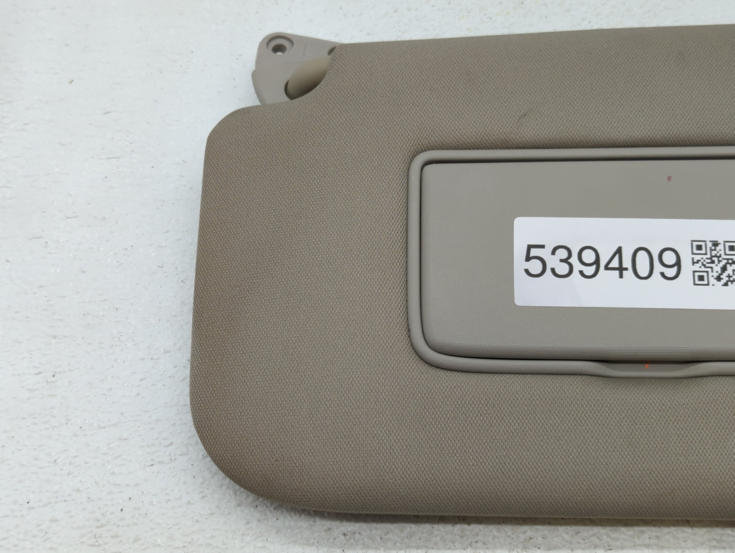 2014-2017 Nissan Rogue Sun Visor Shade Replacement Passenger Right Mirror Fits Fits 2014 2015 2016 2017 OEM Used Auto Parts 