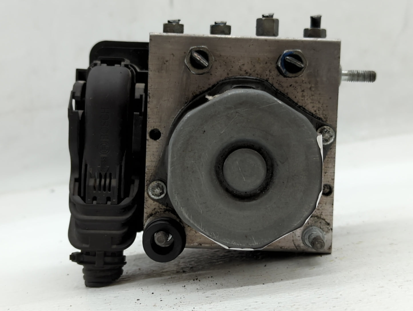 2017 Nissan Rogue ABS Pump Control Module Replacement P/N:47660 6FL4A Fits OEM Used Auto Parts - Oemusedautoparts1.com