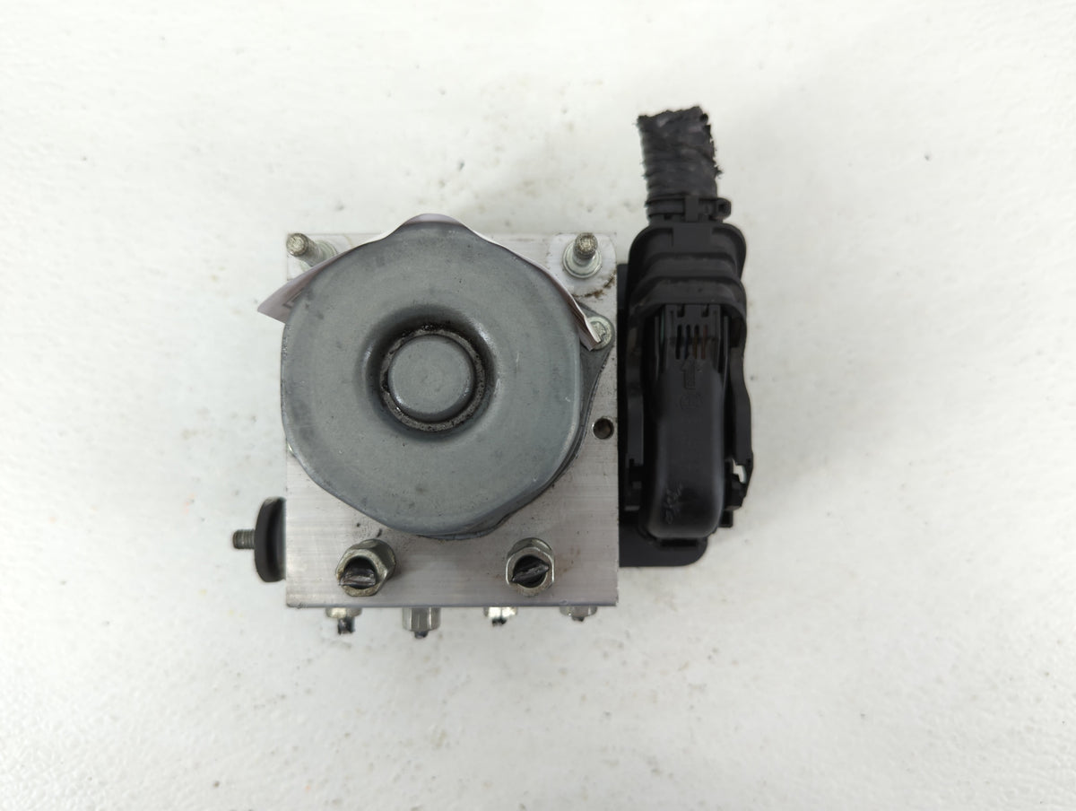 2017 Nissan Rogue Anti-Lock Brake ABS Pump Module Actuator OEM P/N:476606FL1A Fits OEM Used Auto Parts - Oemusedautoparts1.c