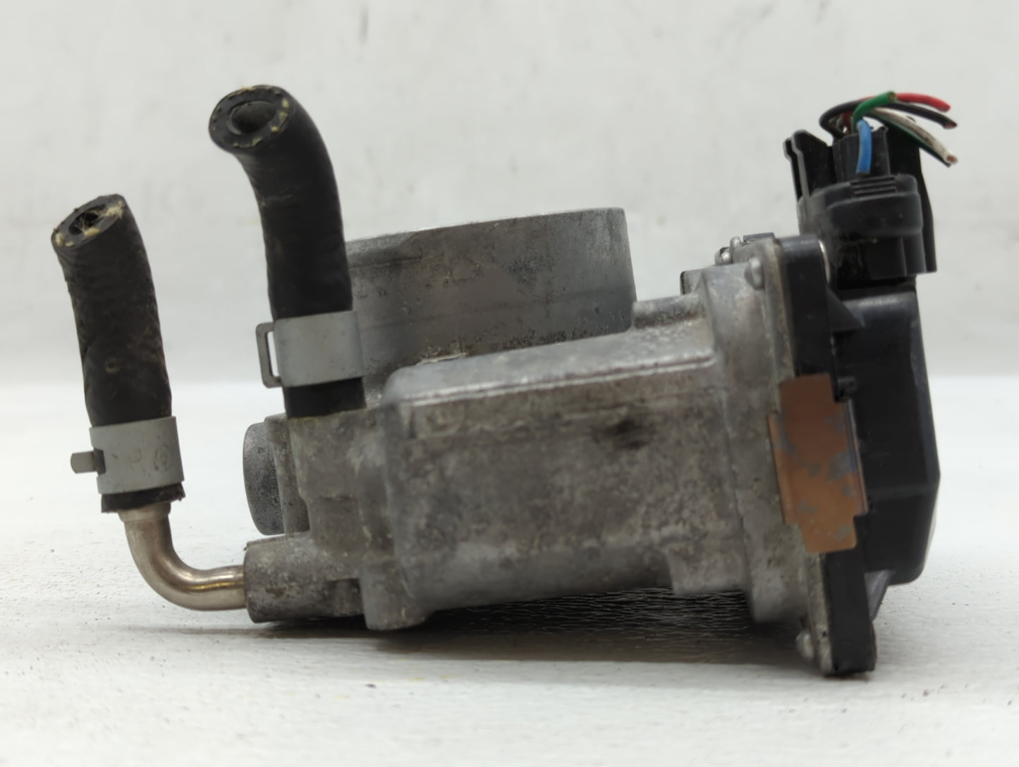 2014-2020 Nissan Rogue Throttle Body P/N:3TA60-01 B Fits Fits 2013 2014 2015 2016 2017 2018 2019 2020 OEM Used Auto Parts - 