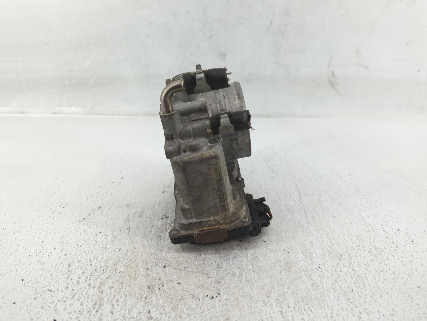 2014-2020 Nissan Rogue Throttle Body P/N:3TA60-01 Fits Fits 2013 2014 2015 2016 2017 2018 2019 2020 OEM Used Auto Parts - Oe