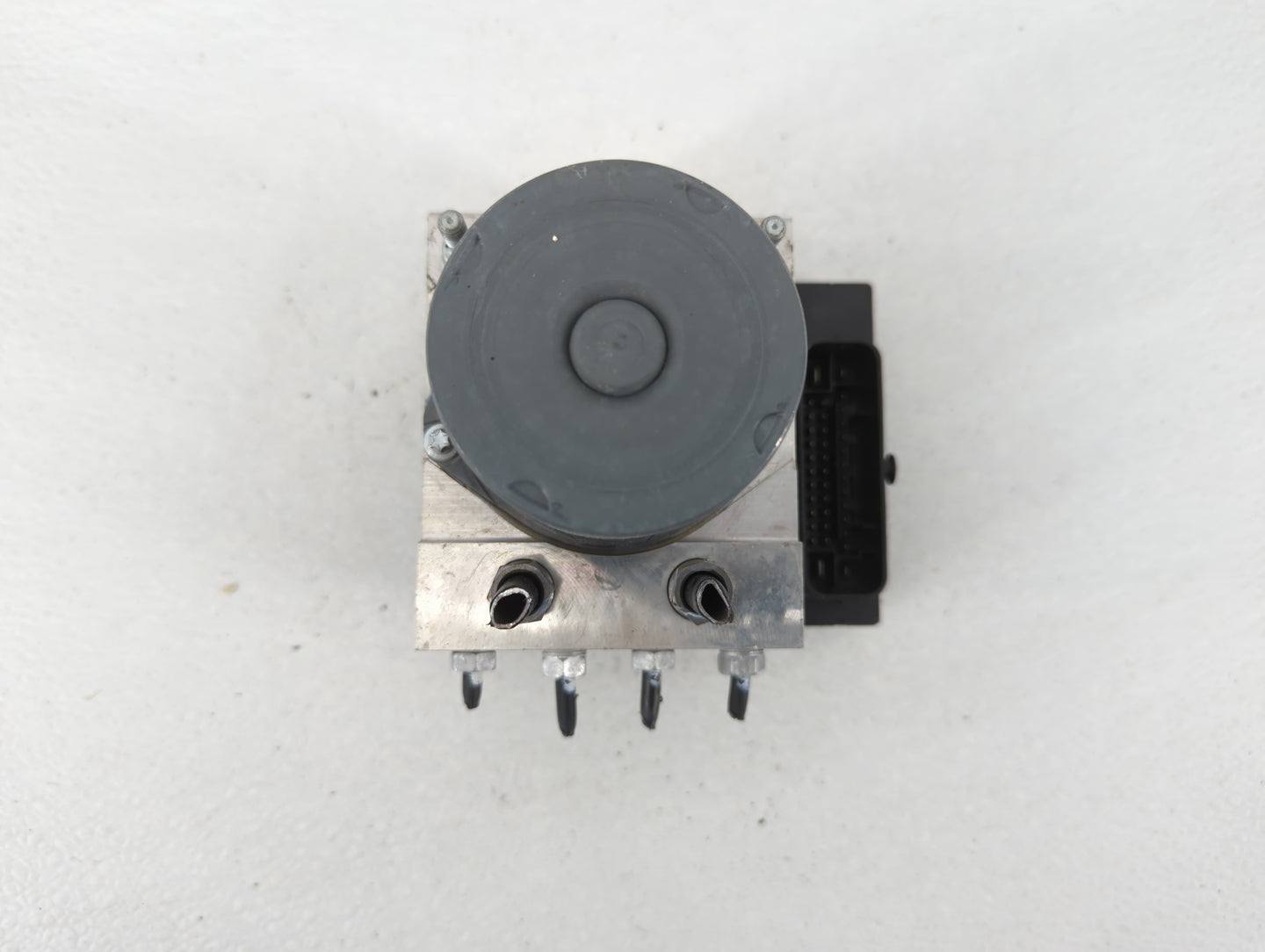 2017 Nissan Rogue ABS Pump Control Module Replacement P/N:CX23-2C405-AE 47660 5HL4A Fits OEM Used Auto Parts - Oemusedautopa