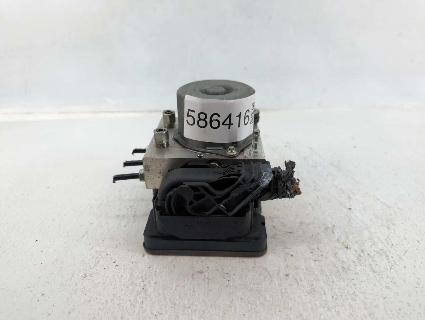 2017 Nissan Rogue ABS Pump Control Module Replacement P/N:47660 6FP0A Fits OEM Used Auto Parts - Oemusedautoparts1.com